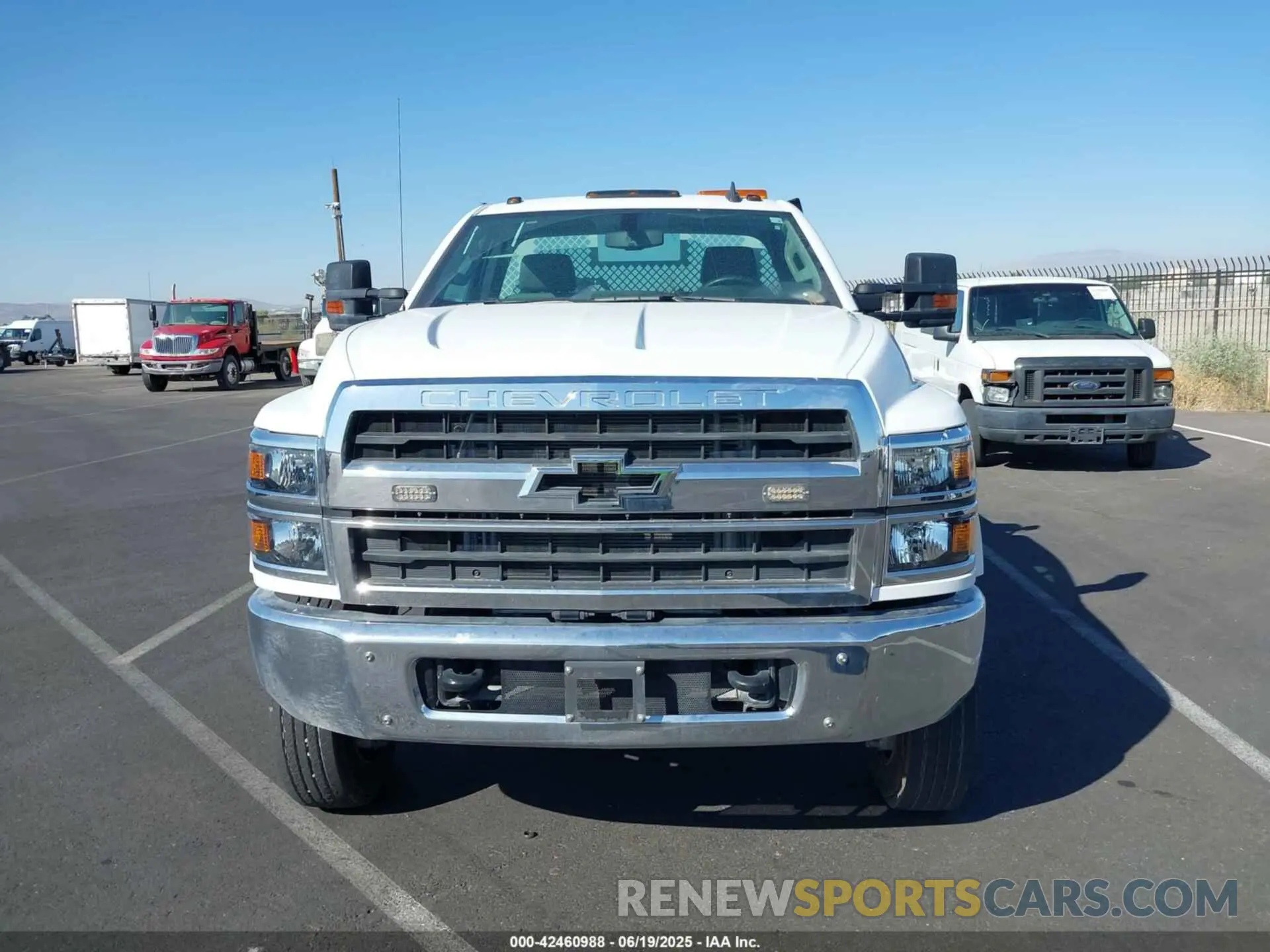12 Photograph of a damaged car 1HTKJPVM9PH699380 CHEVROLET SILVERADO MD 2023