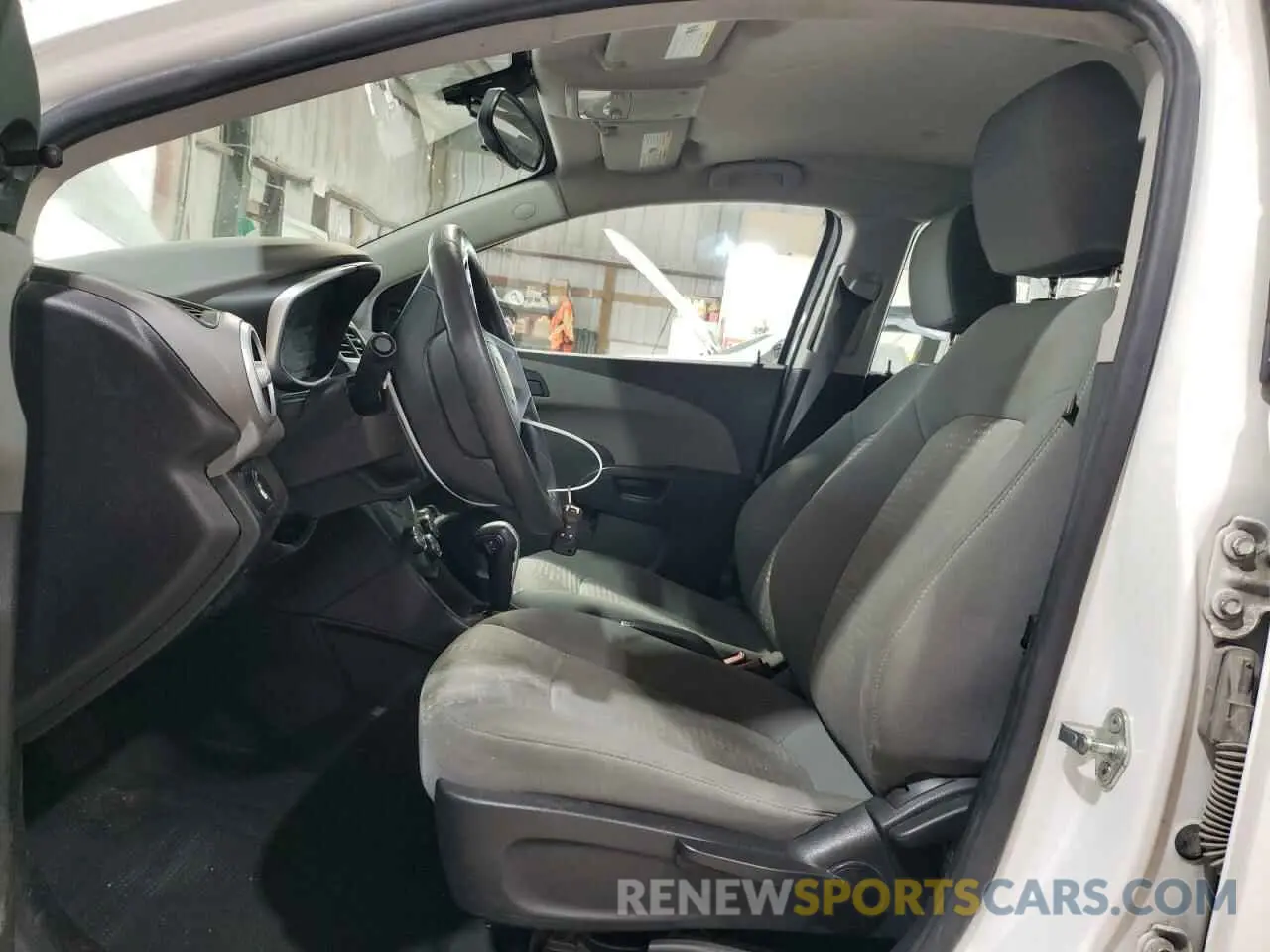7 Photograph of a damaged car 1G1JB5SB2K4101314 CHEVROLET SONIC 2019