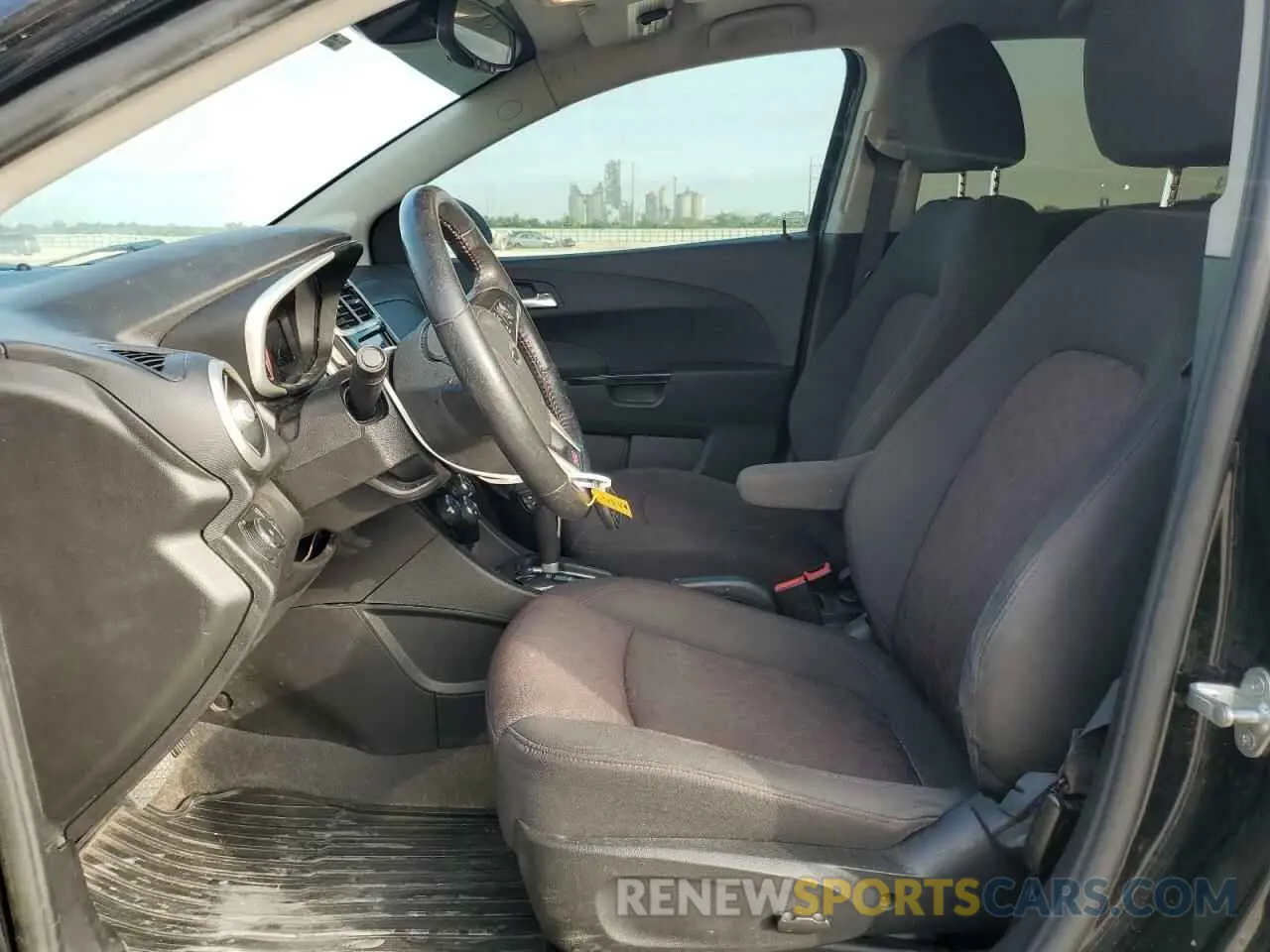 7 Photograph of a damaged car 1G1JD5SB1K4142513 CHEVROLET SONIC 2019