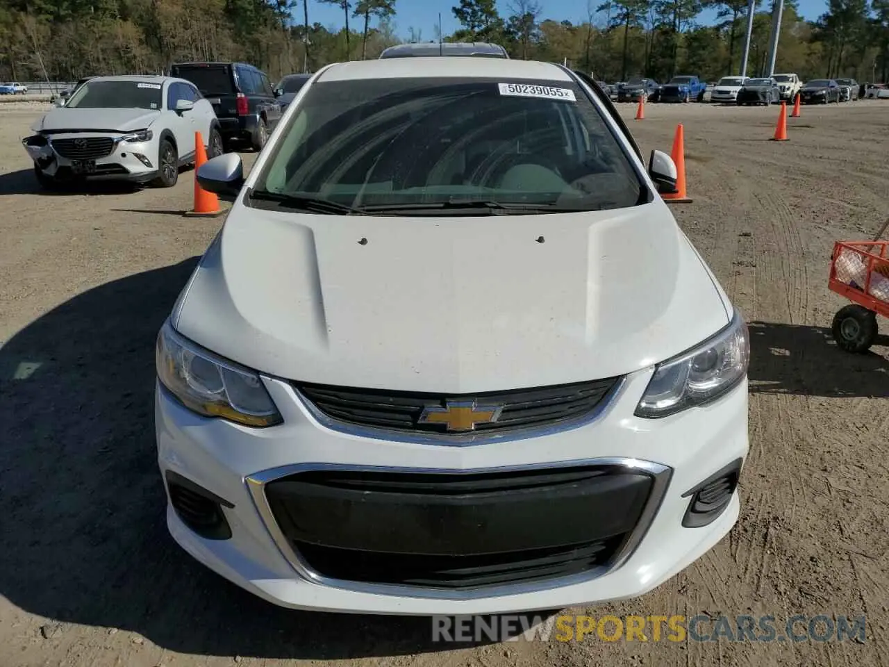 5 Photograph of a damaged car 1G1JD5SB4K4111028 CHEVROLET SONIC 2019