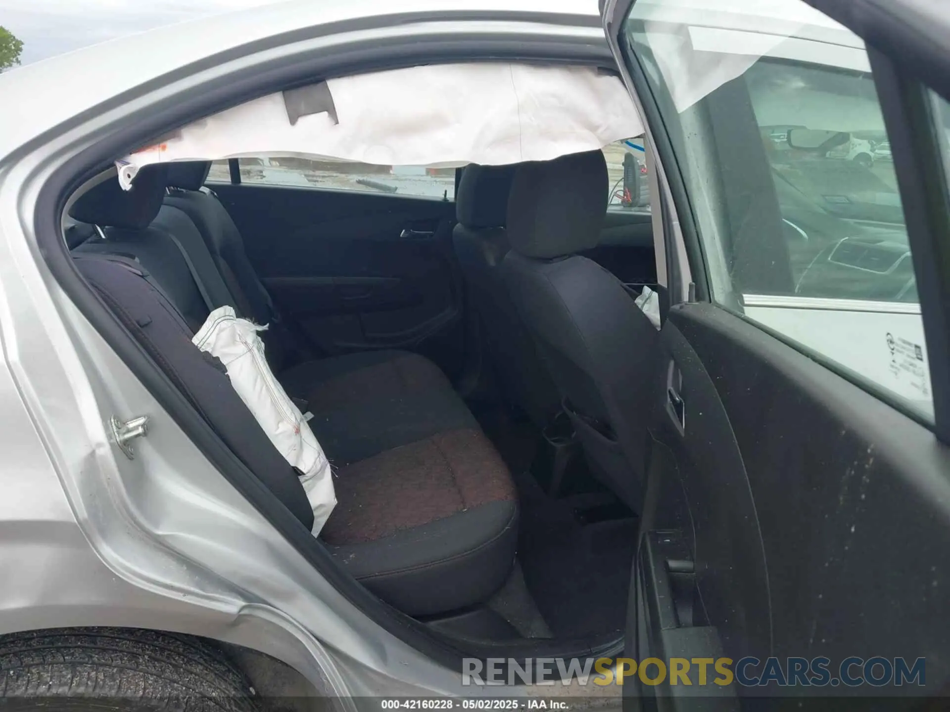 8 Photograph of a damaged car 1G1JD5SB6K4111161 CHEVROLET SONIC 2019