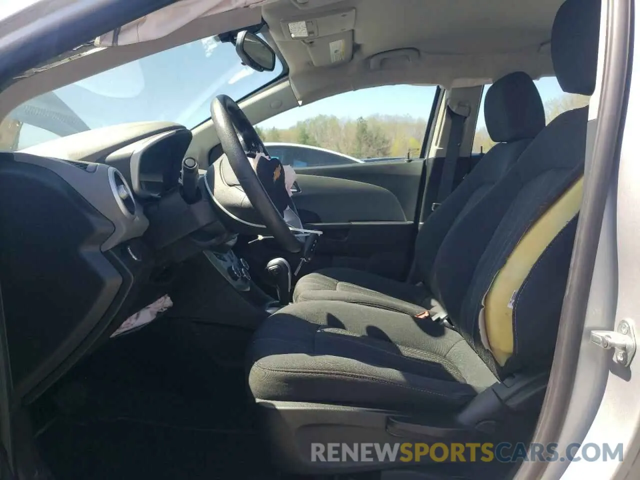 7 Photograph of a damaged car 1G1JD5SBXK4109168 CHEVROLET SONIC 2019