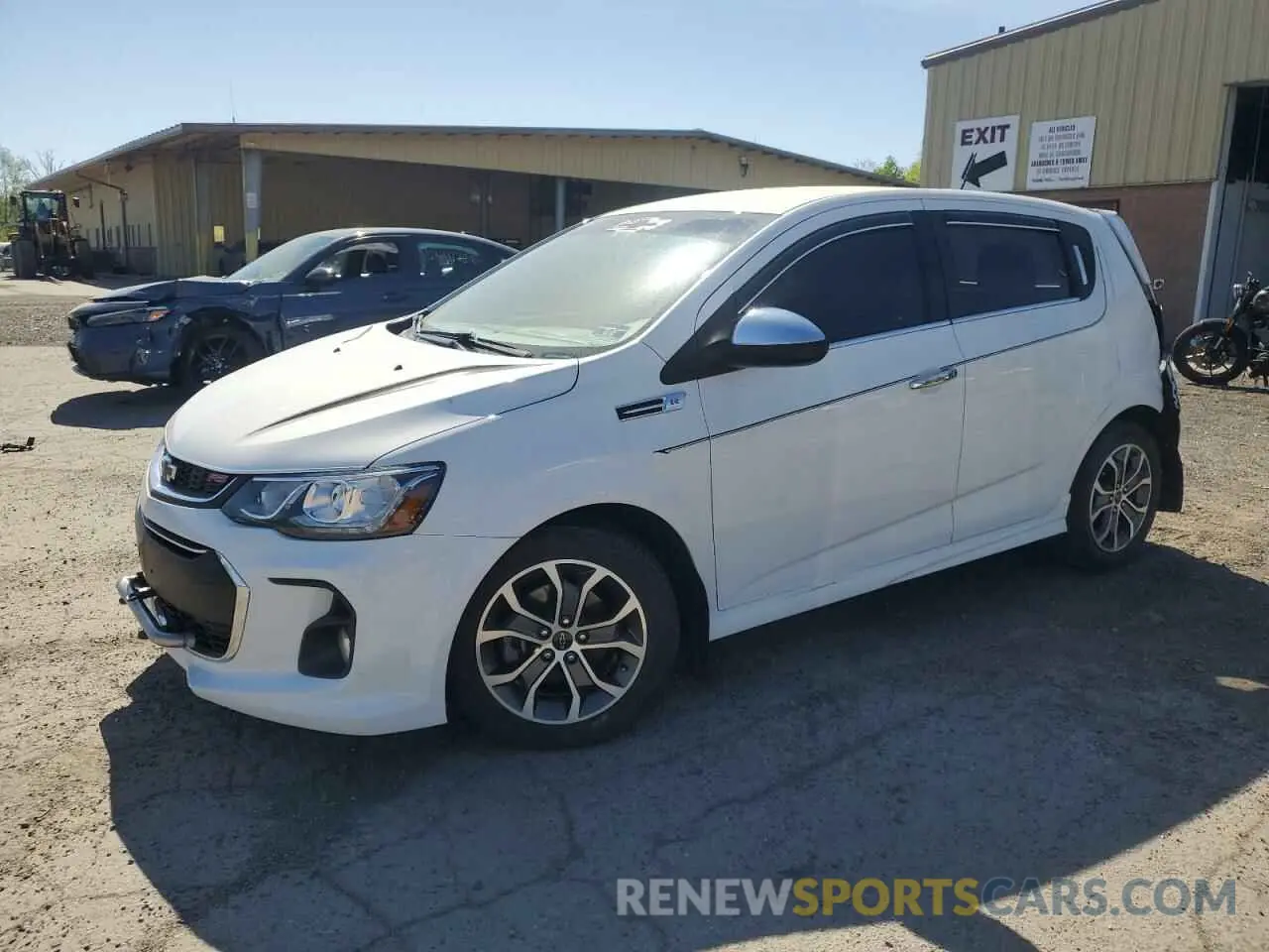 1 Photograph of a damaged car 1G1JD6SB0K4104714 CHEVROLET SONIC 2019