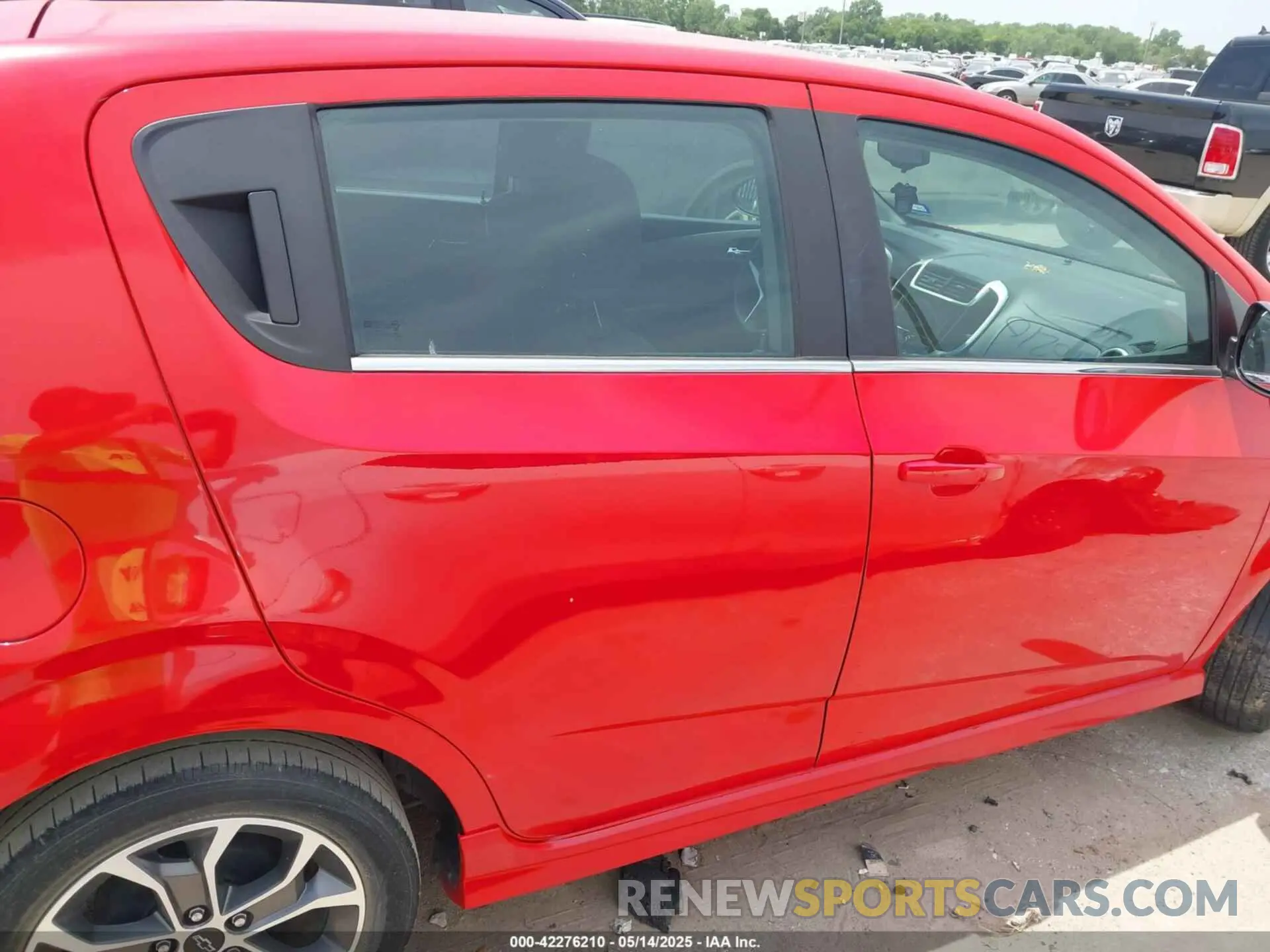 13 Photograph of a damaged car 1G1JD6SB4K4133956 CHEVROLET SONIC 2019