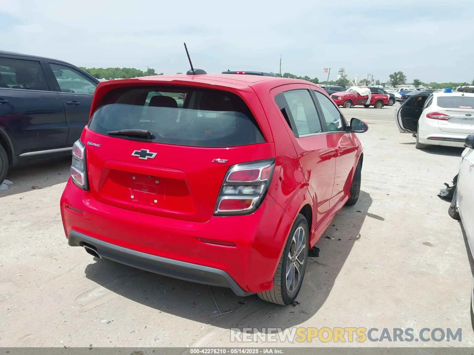 4 Photograph of a damaged car 1G1JD6SB4K4133956 CHEVROLET SONIC 2019