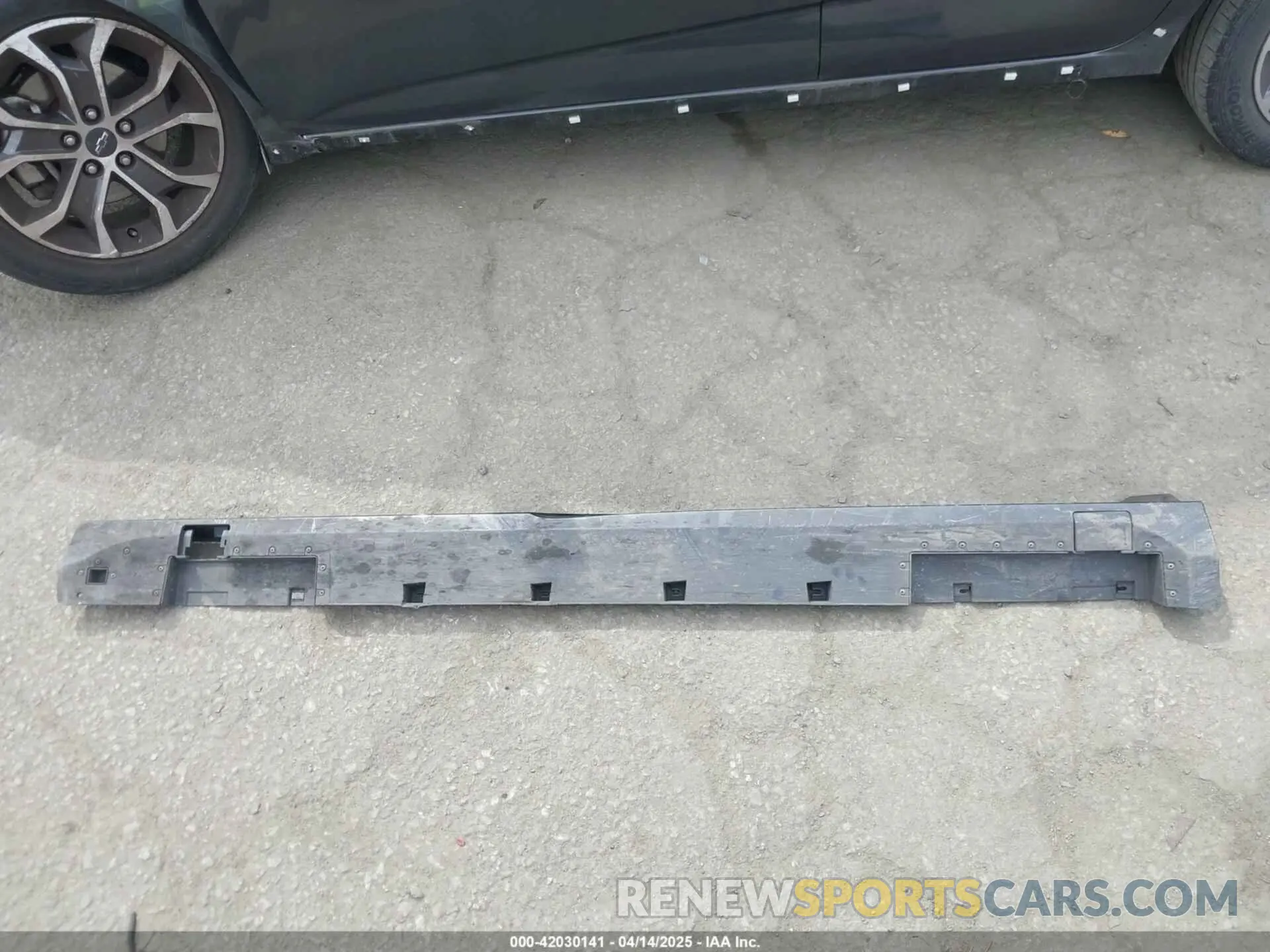 12 Photograph of a damaged car 1G1JD6SB9K4111824 CHEVROLET SONIC 2019