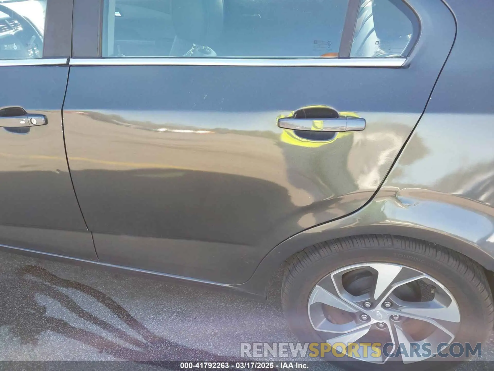6 Photograph of a damaged car 1G1JF5SB5K4127944 CHEVROLET SONIC 2019