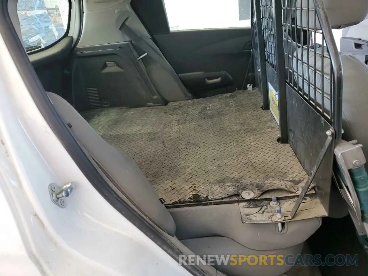 11 Photograph of a damaged car 1G1JG6SB2K4142260 CHEVROLET SONIC 2019