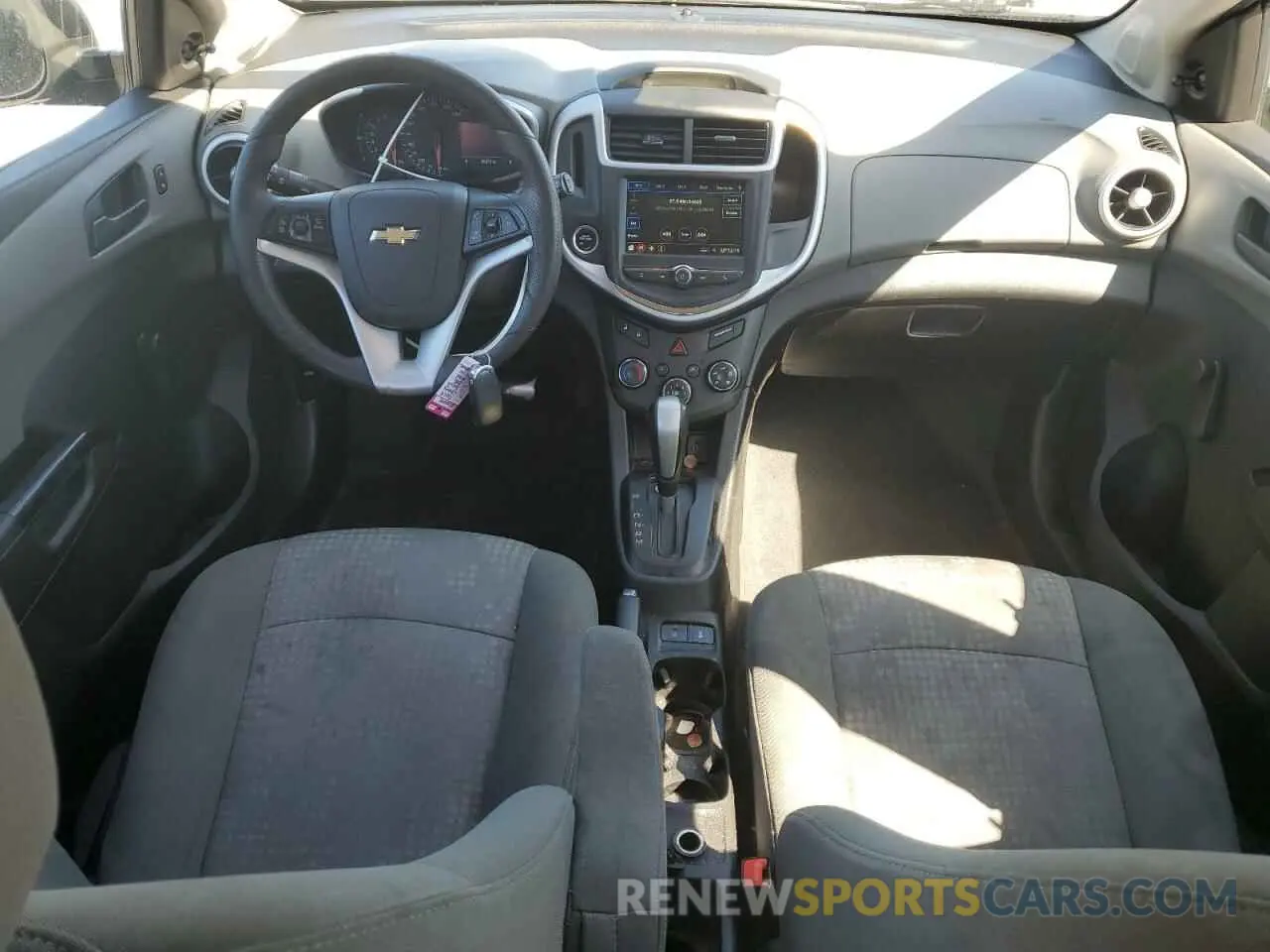 8 Photograph of a damaged car 1G1JG6SB6K4136817 CHEVROLET SONIC 2019