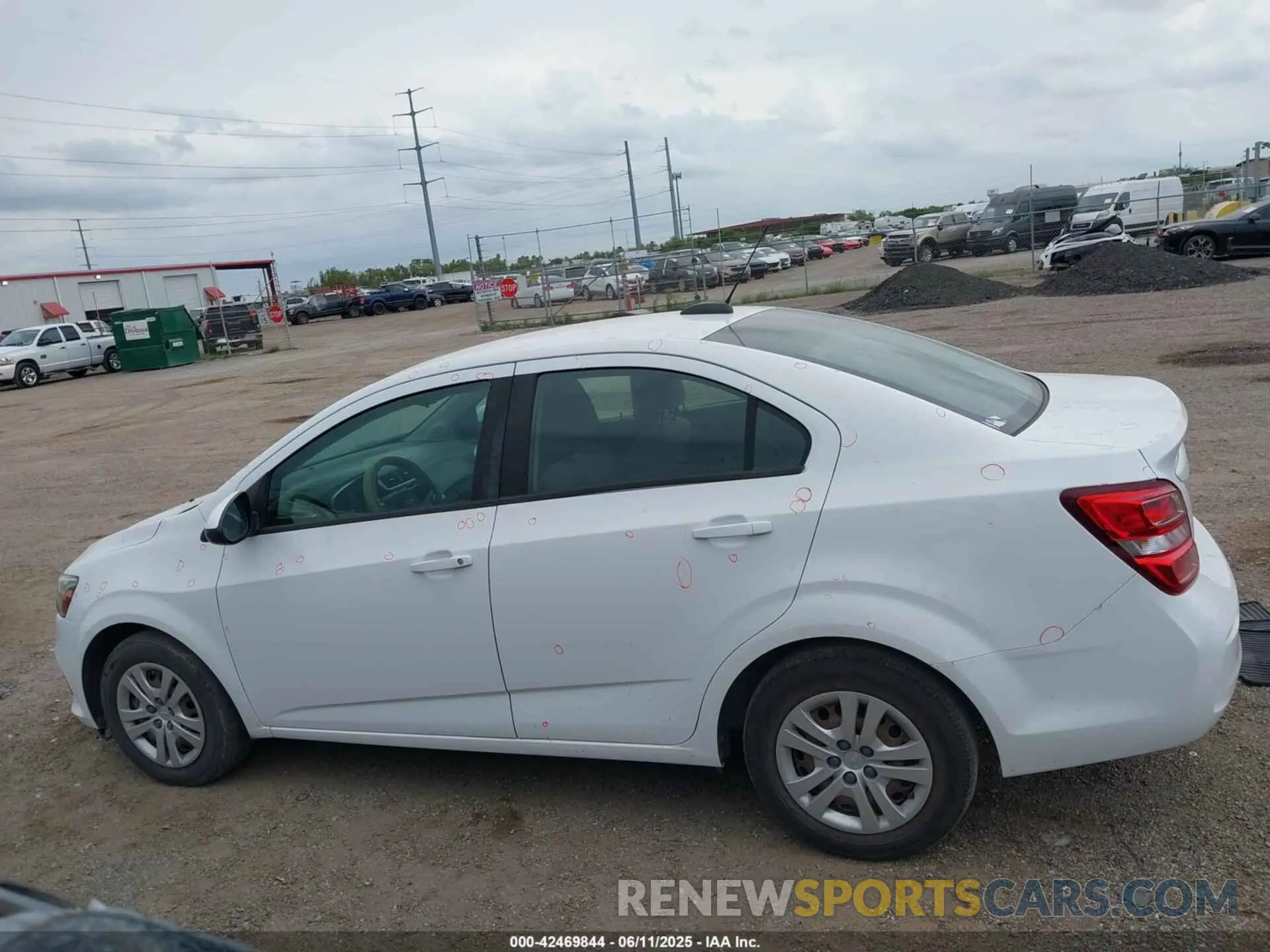 15 Photograph of a damaged car 1G1JB5SB1L4101869 CHEVROLET SONIC 2020