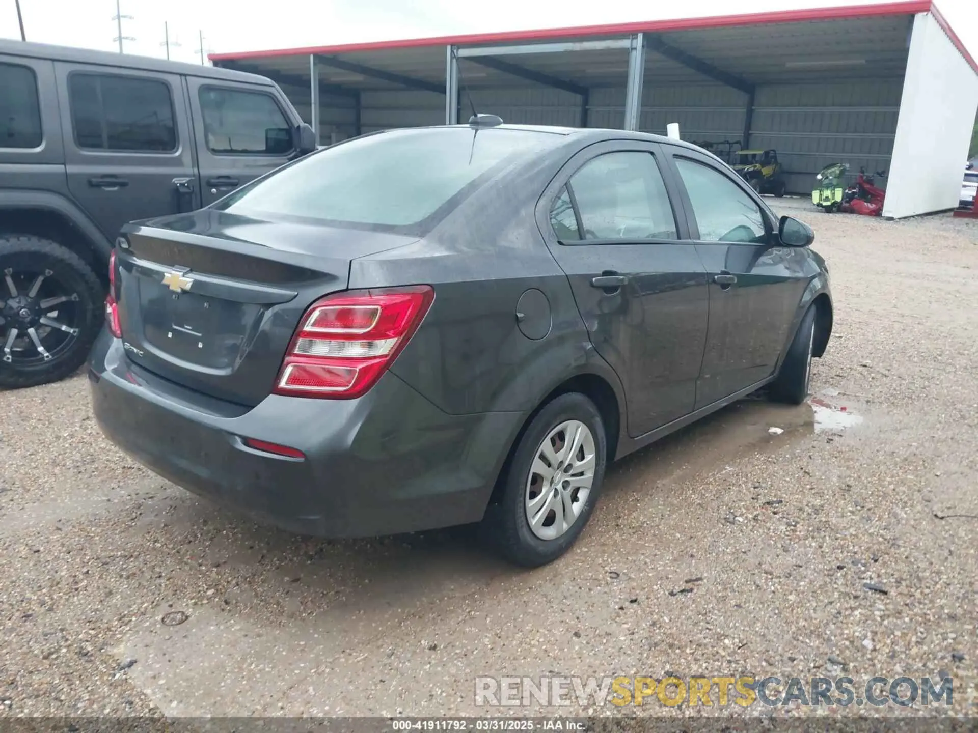4 Photograph of a damaged car 1G1JB5SB5L4142747 CHEVROLET SONIC 2020