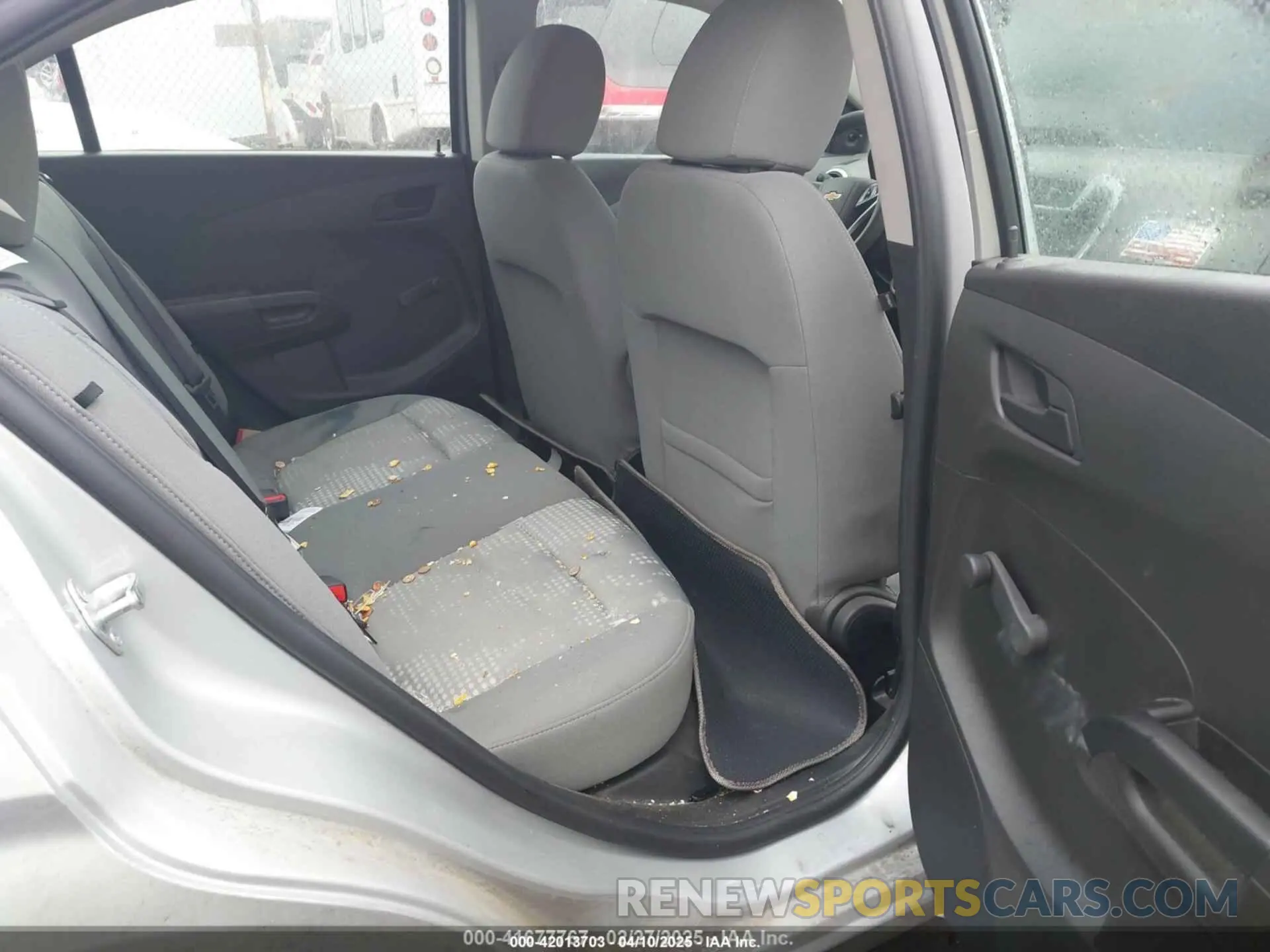 8 Photograph of a damaged car 1G1JB5SBXL4100722 CHEVROLET SONIC 2020