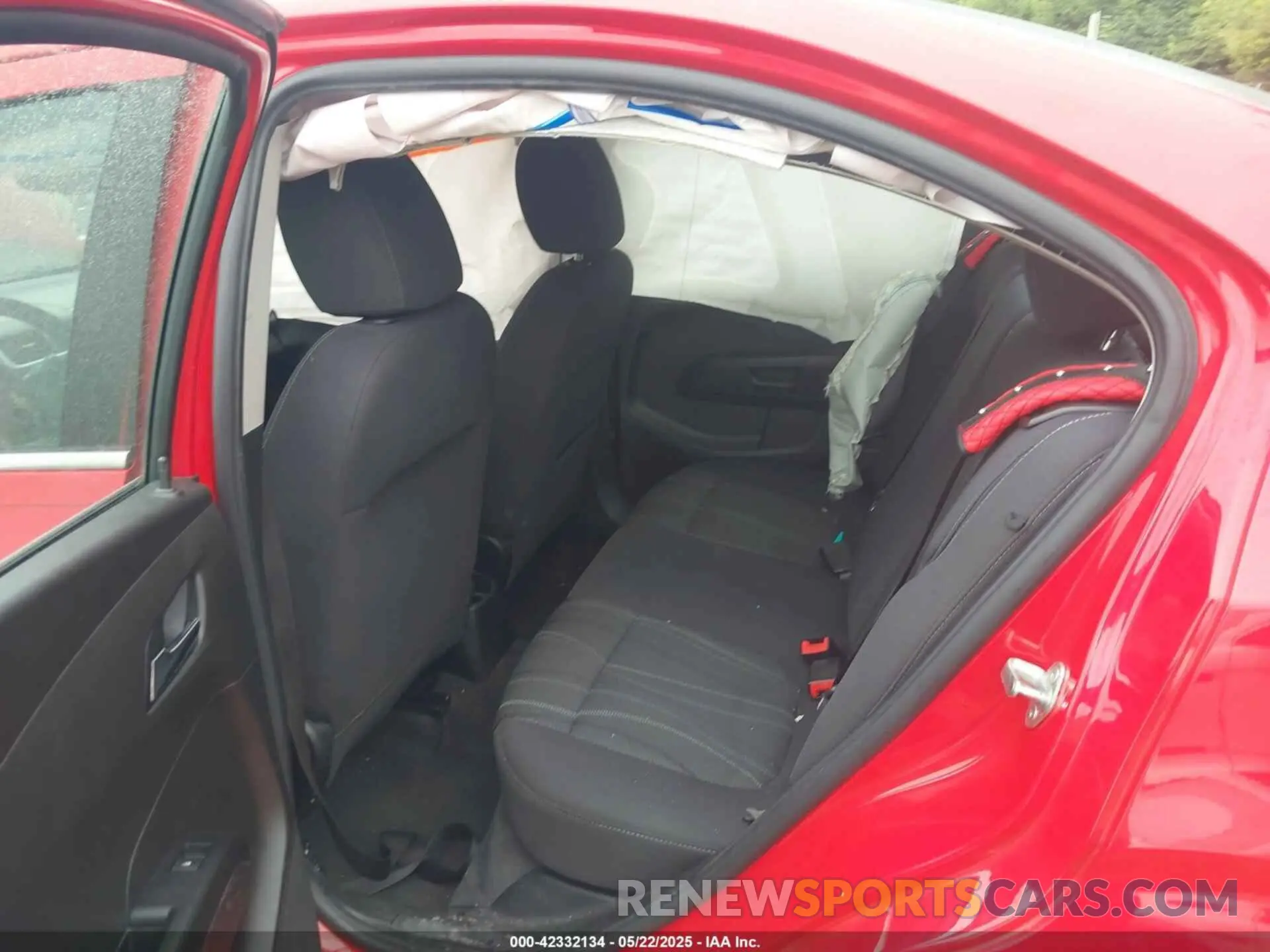8 Photograph of a damaged car 1G1JD5SB3L4104217 CHEVROLET SONIC 2020