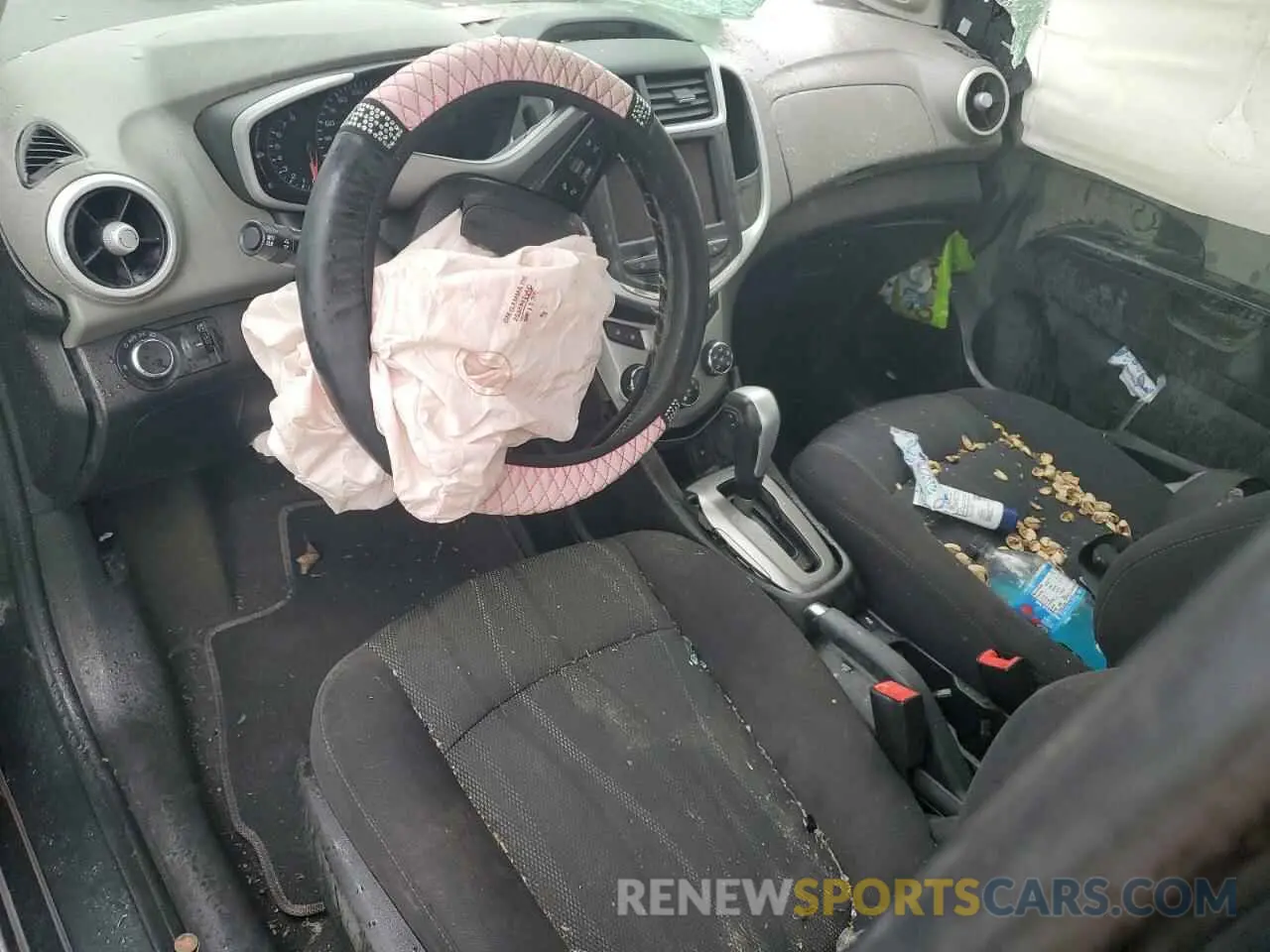 8 Photograph of a damaged car 1G1JD5SB5L4103859 CHEVROLET SONIC 2020