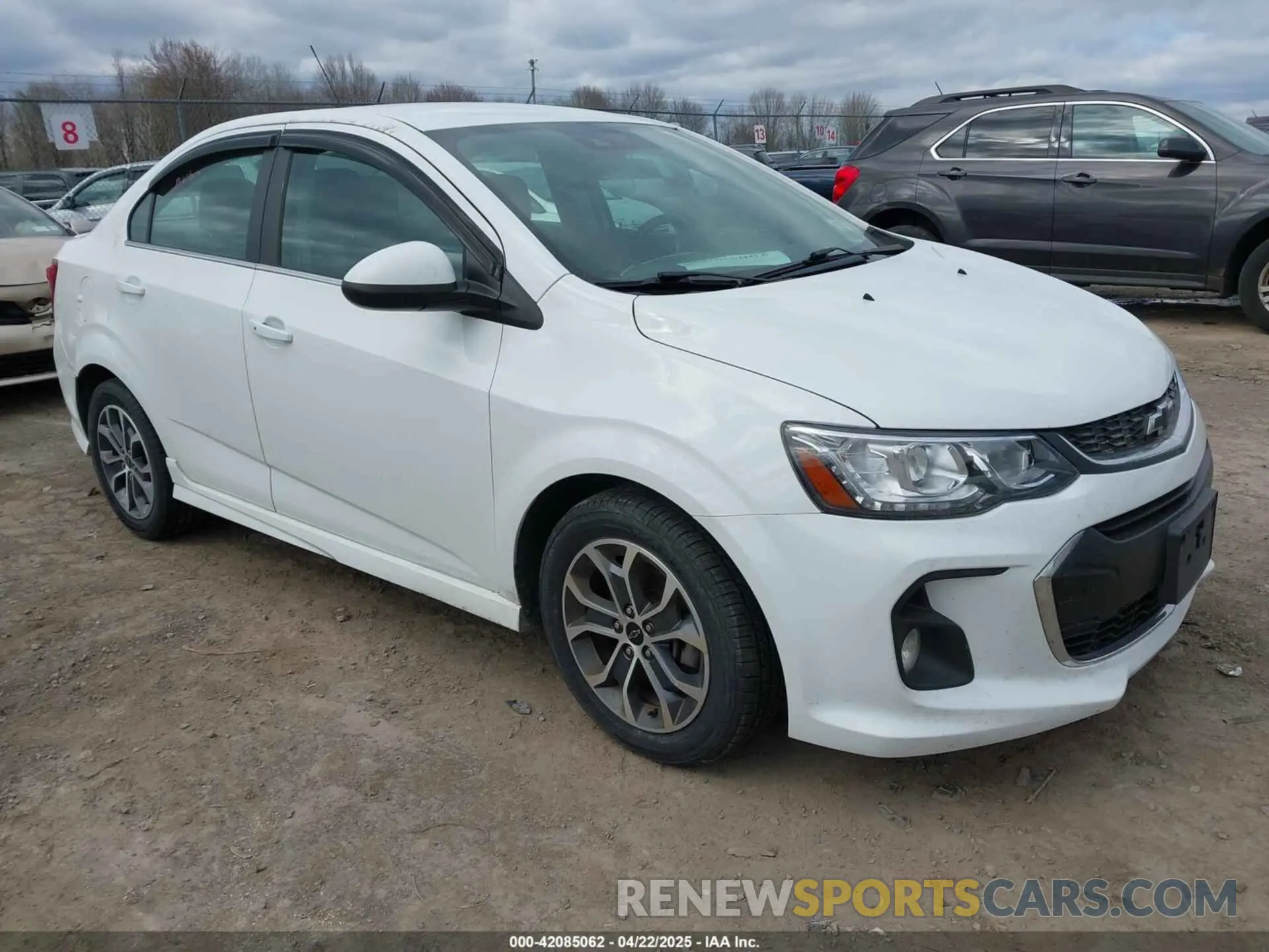 1 Photograph of a damaged car 1G1JD5SB6L4100503 CHEVROLET SONIC 2020