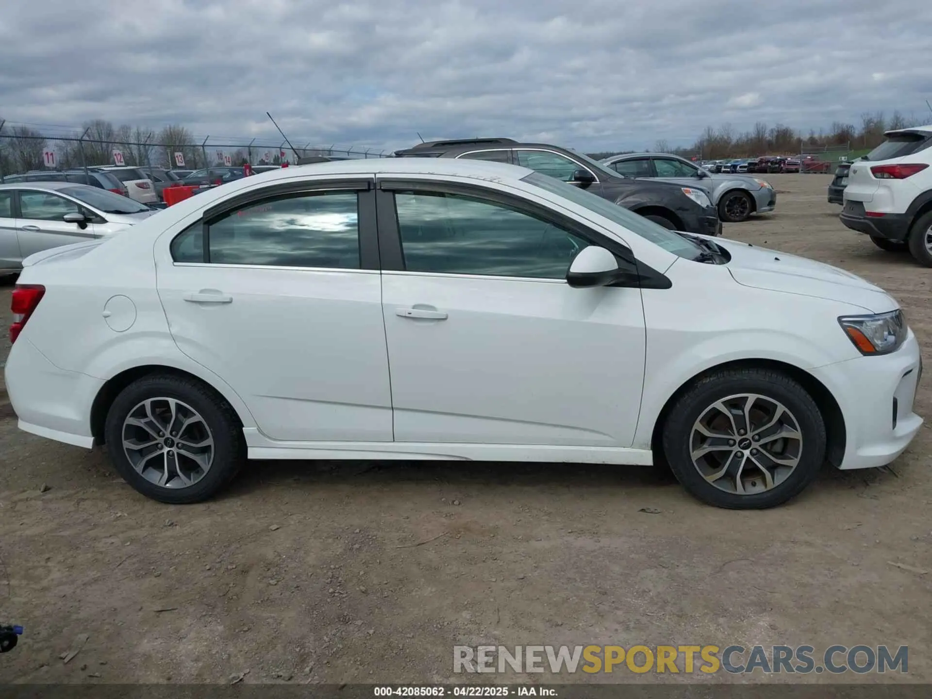 14 Photograph of a damaged car 1G1JD5SB6L4100503 CHEVROLET SONIC 2020