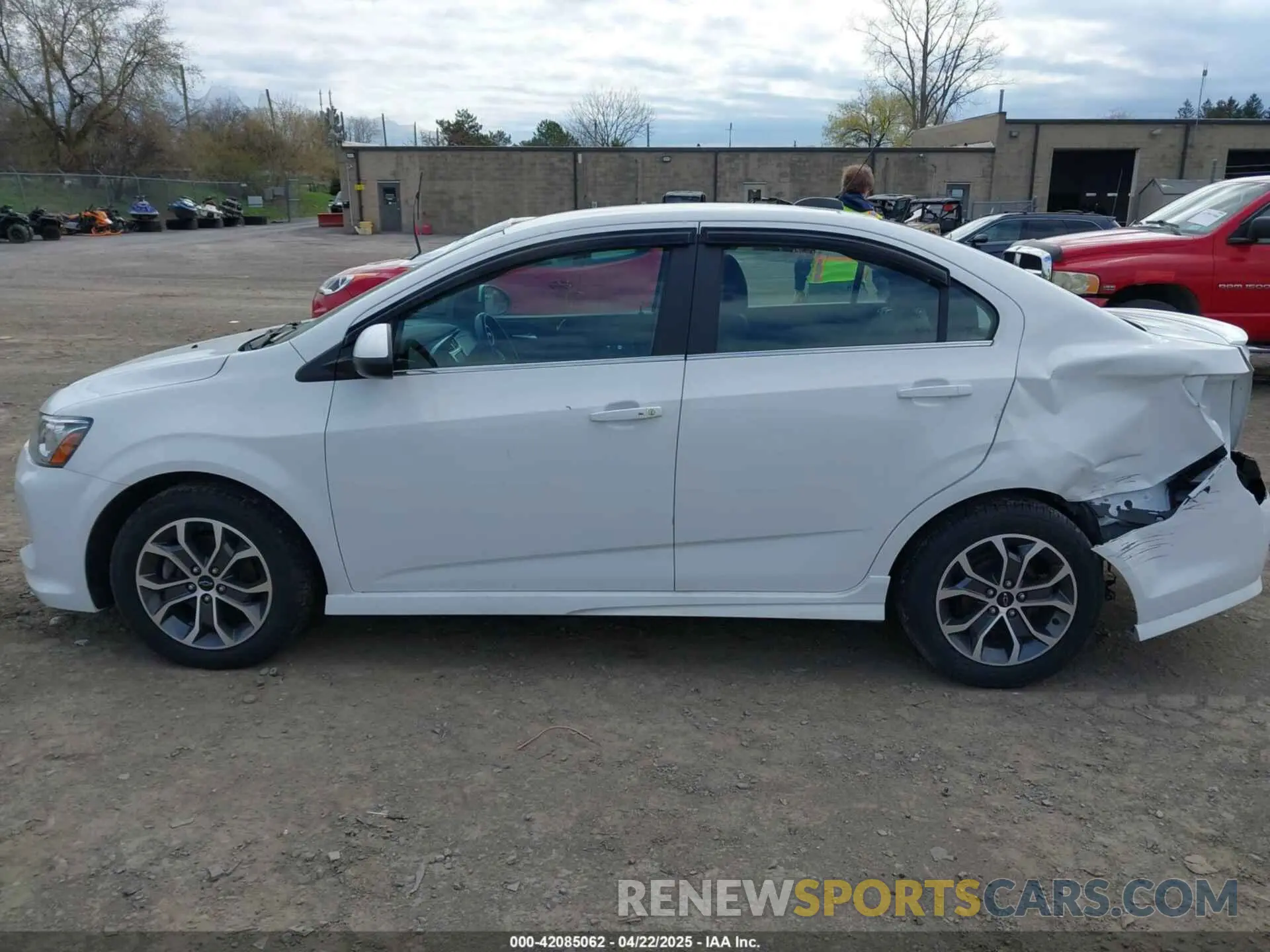 15 Photograph of a damaged car 1G1JD5SB6L4100503 CHEVROLET SONIC 2020