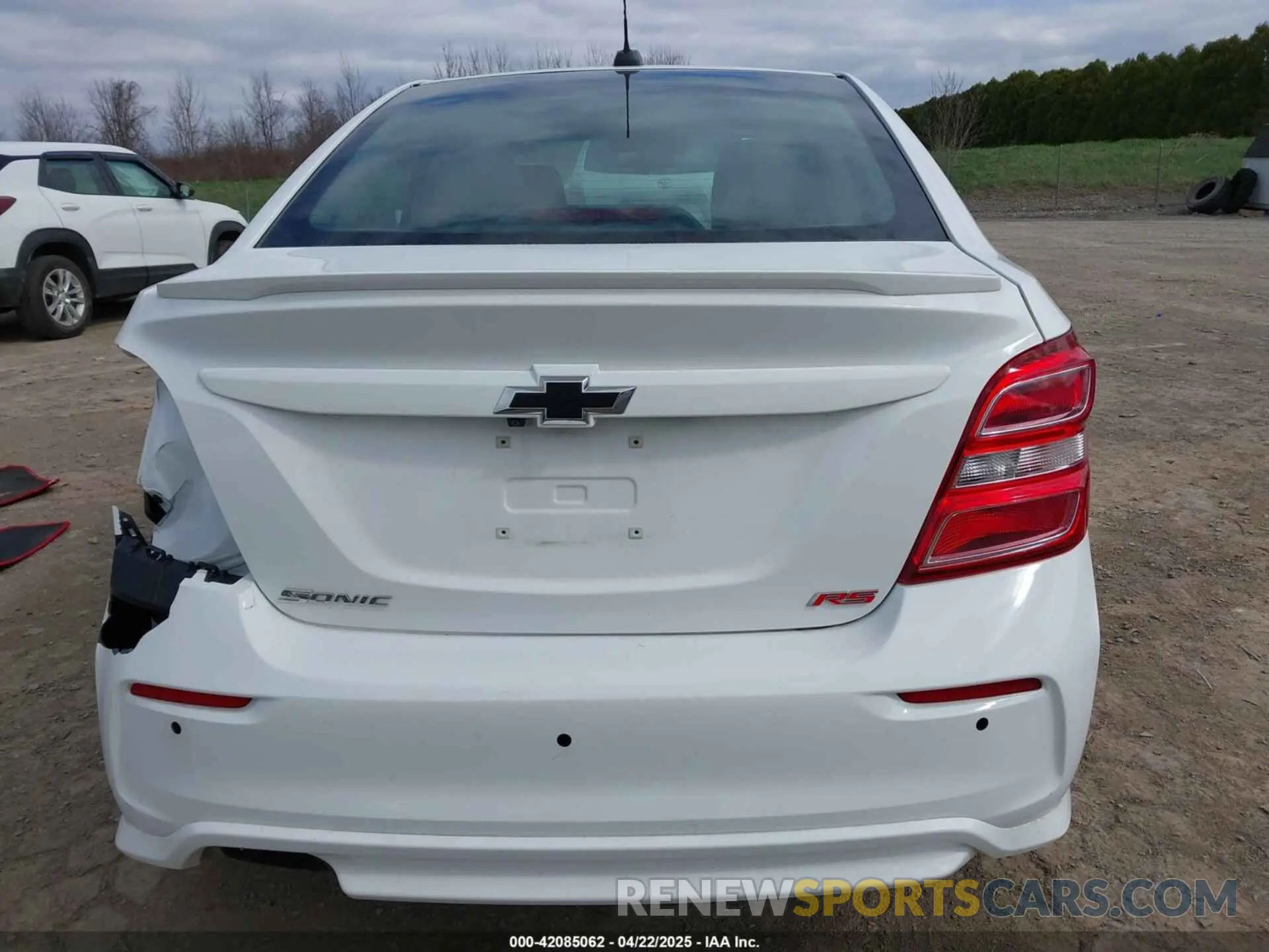 17 Photograph of a damaged car 1G1JD5SB6L4100503 CHEVROLET SONIC 2020