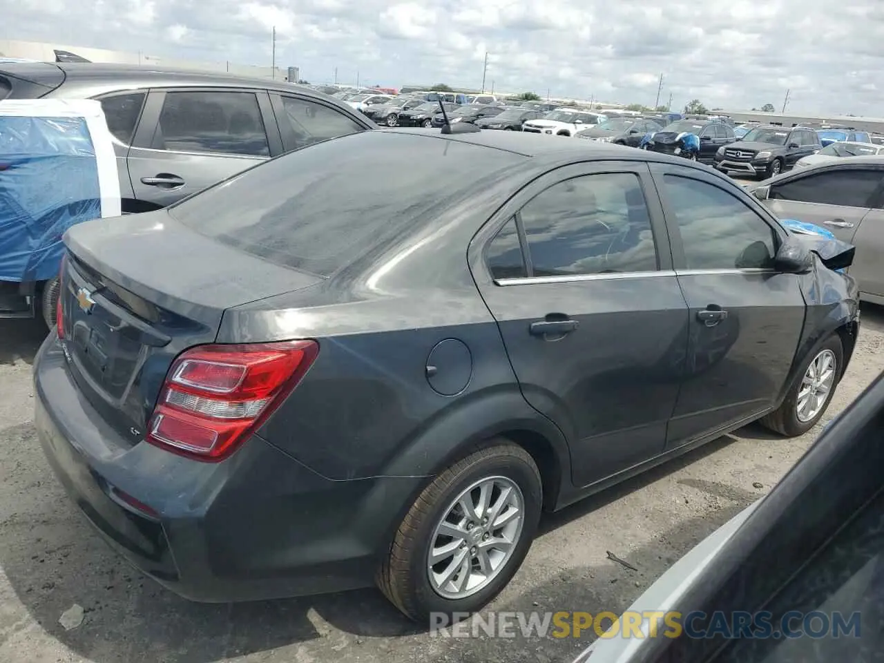 3 Photograph of a damaged car 1G1JD5SB6L4121948 CHEVROLET SONIC 2020