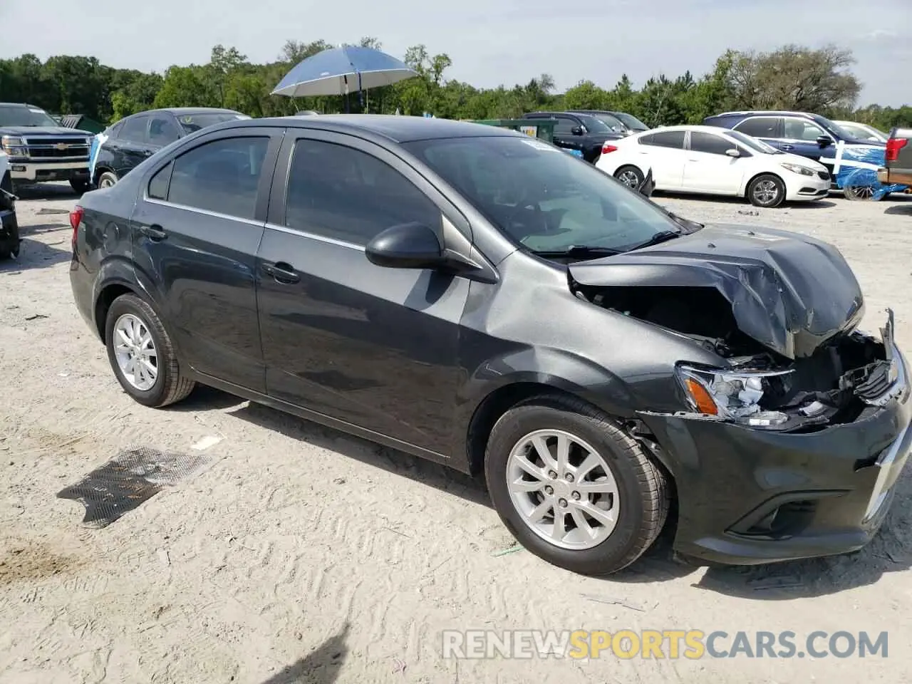 4 Photograph of a damaged car 1G1JD5SB6L4121948 CHEVROLET SONIC 2020