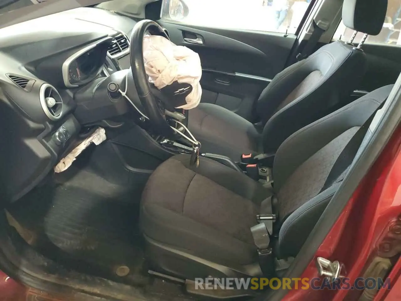 7 Photograph of a damaged car 1G1JD5SB6L4142413 CHEVROLET SONIC 2020