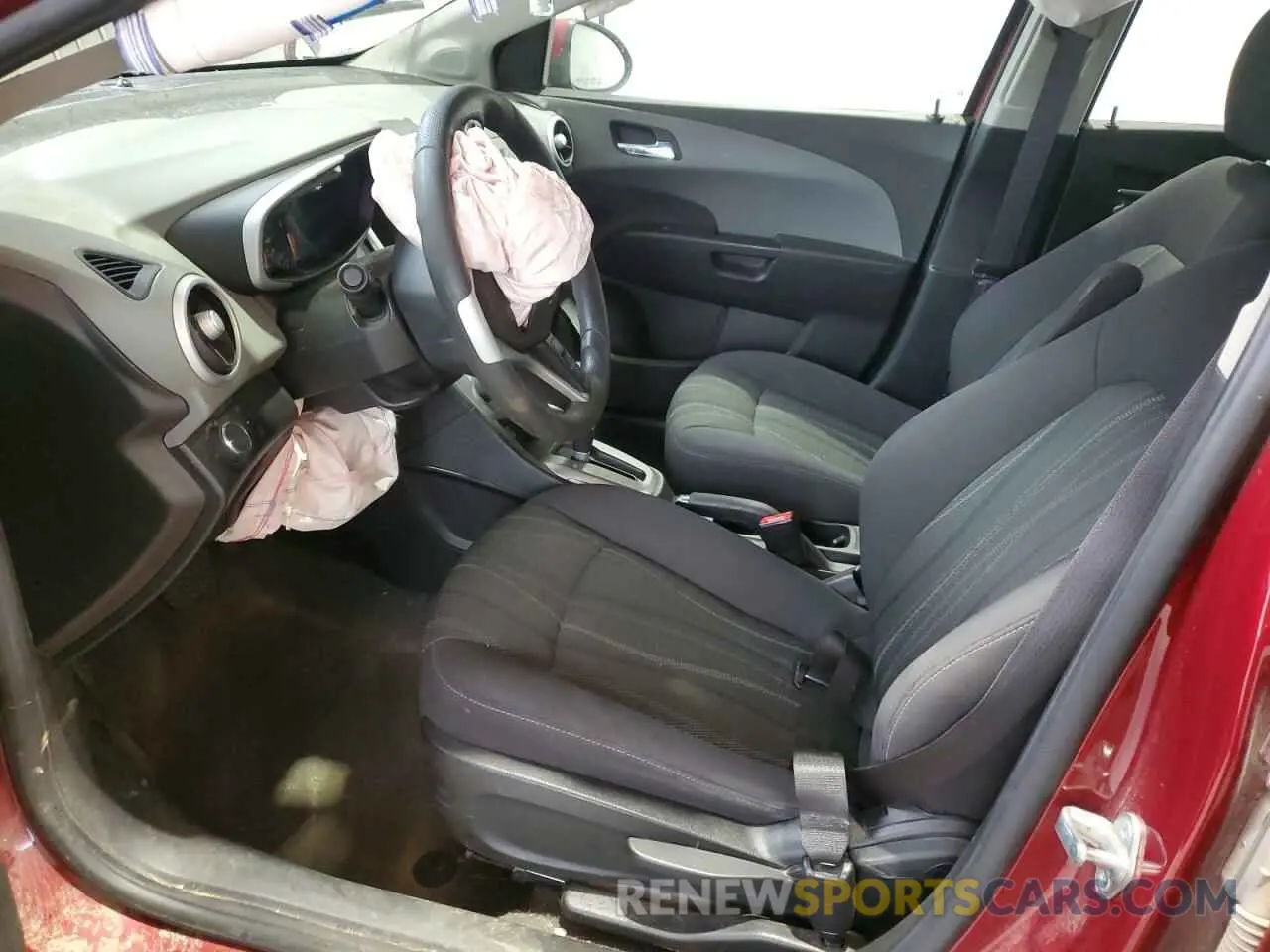 7 Photograph of a damaged car 1G1JD5SBXL4104893 CHEVROLET SONIC 2020