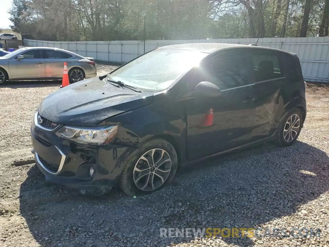 1 Photograph of a damaged car 1G1JD6SB3L4102425 CHEVROLET SONIC 2020