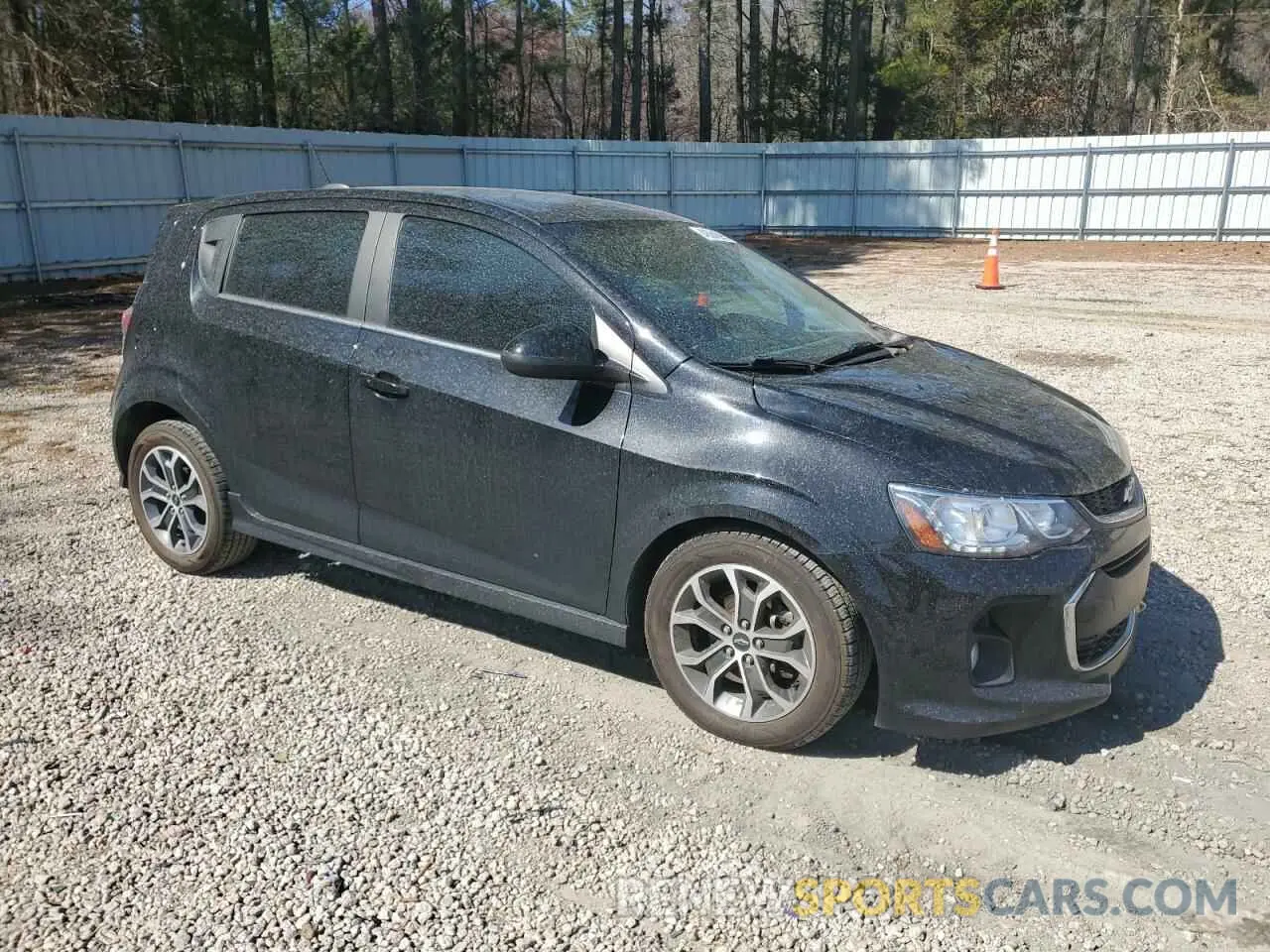 4 Photograph of a damaged car 1G1JD6SB3L4102425 CHEVROLET SONIC 2020