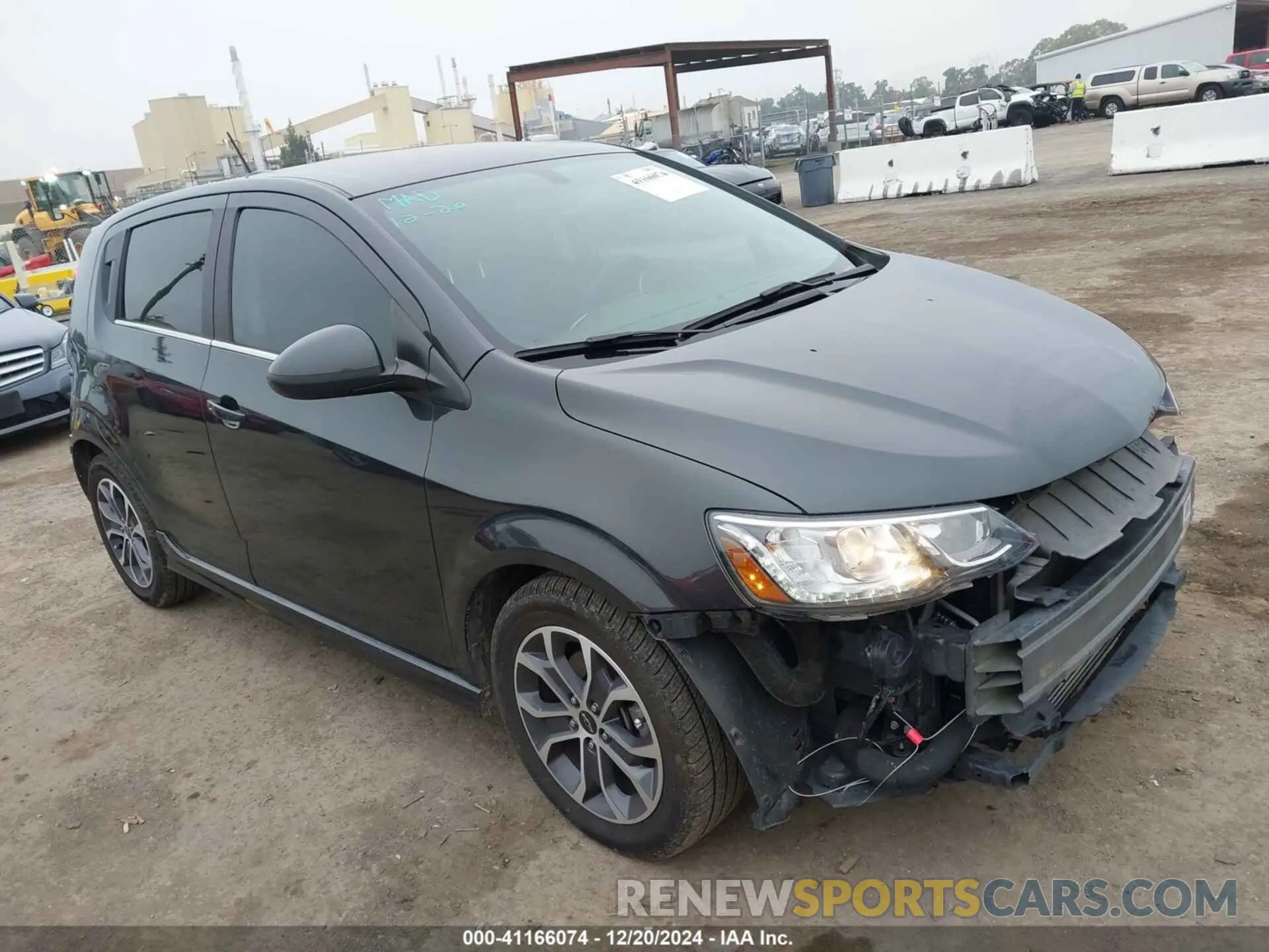 1 Photograph of a damaged car 1G1JD6SB4L4105155 CHEVROLET SONIC 2020