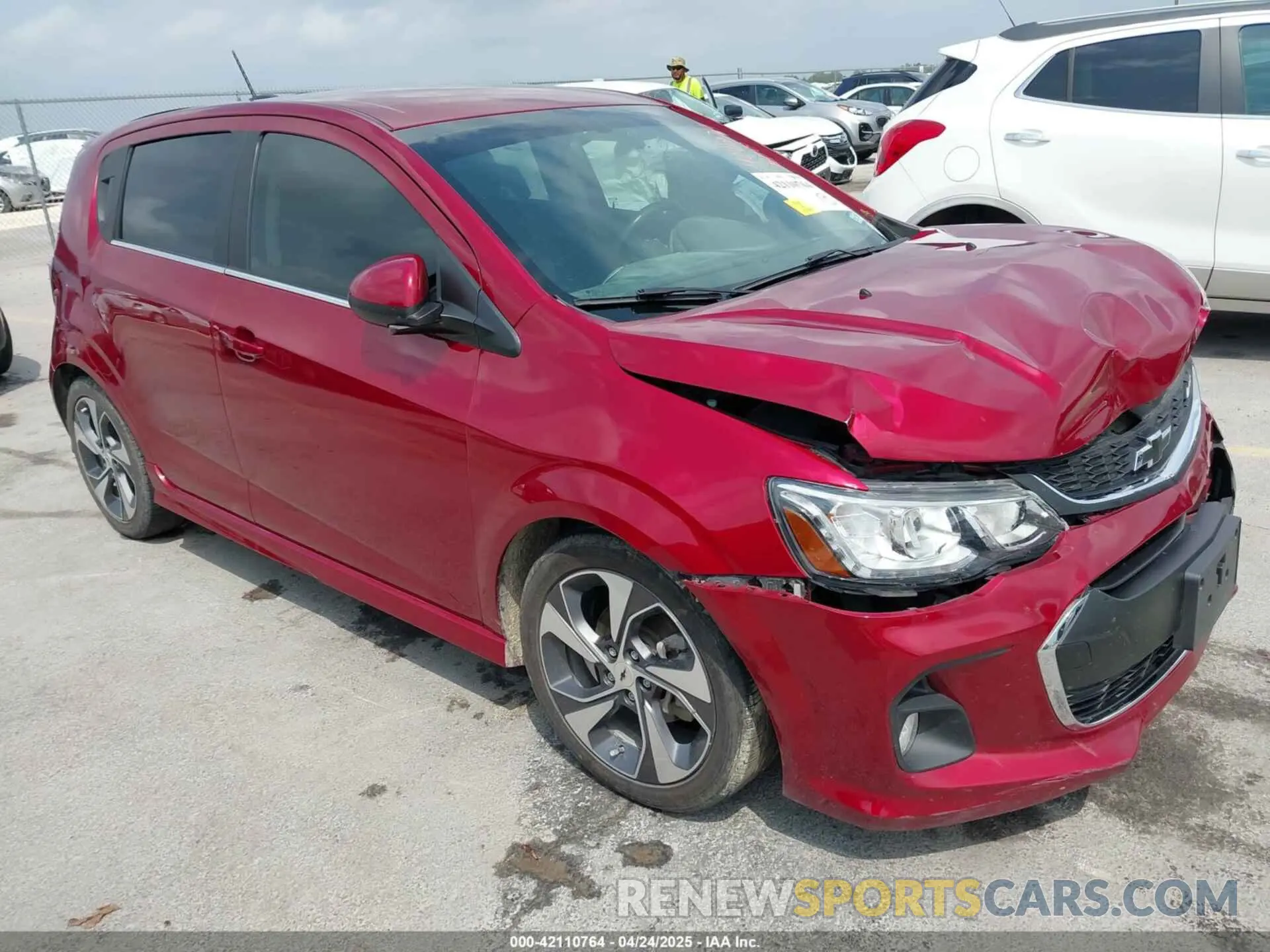 1 Photograph of a damaged car 1G1JD6SB4L4137362 CHEVROLET SONIC 2020
