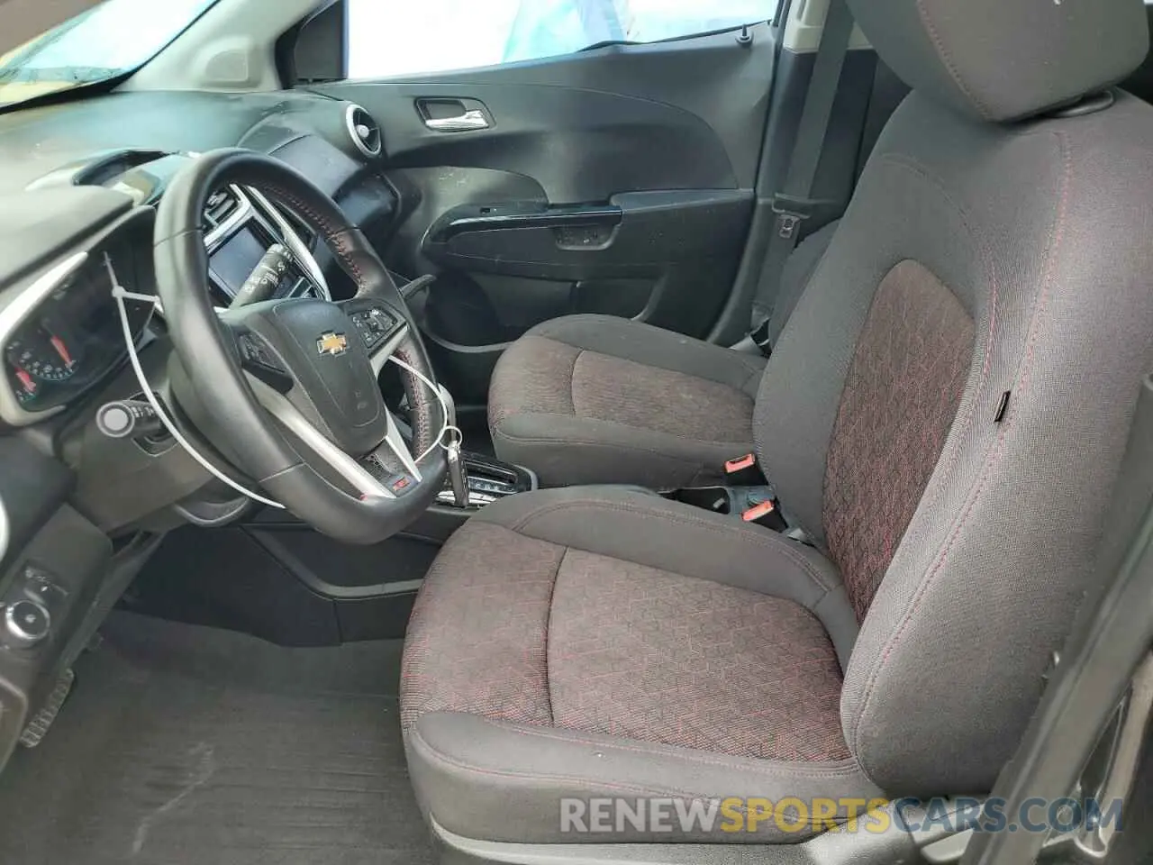 7 Photograph of a damaged car 1G1JD6SB6L4133278 CHEVROLET SONIC 2020