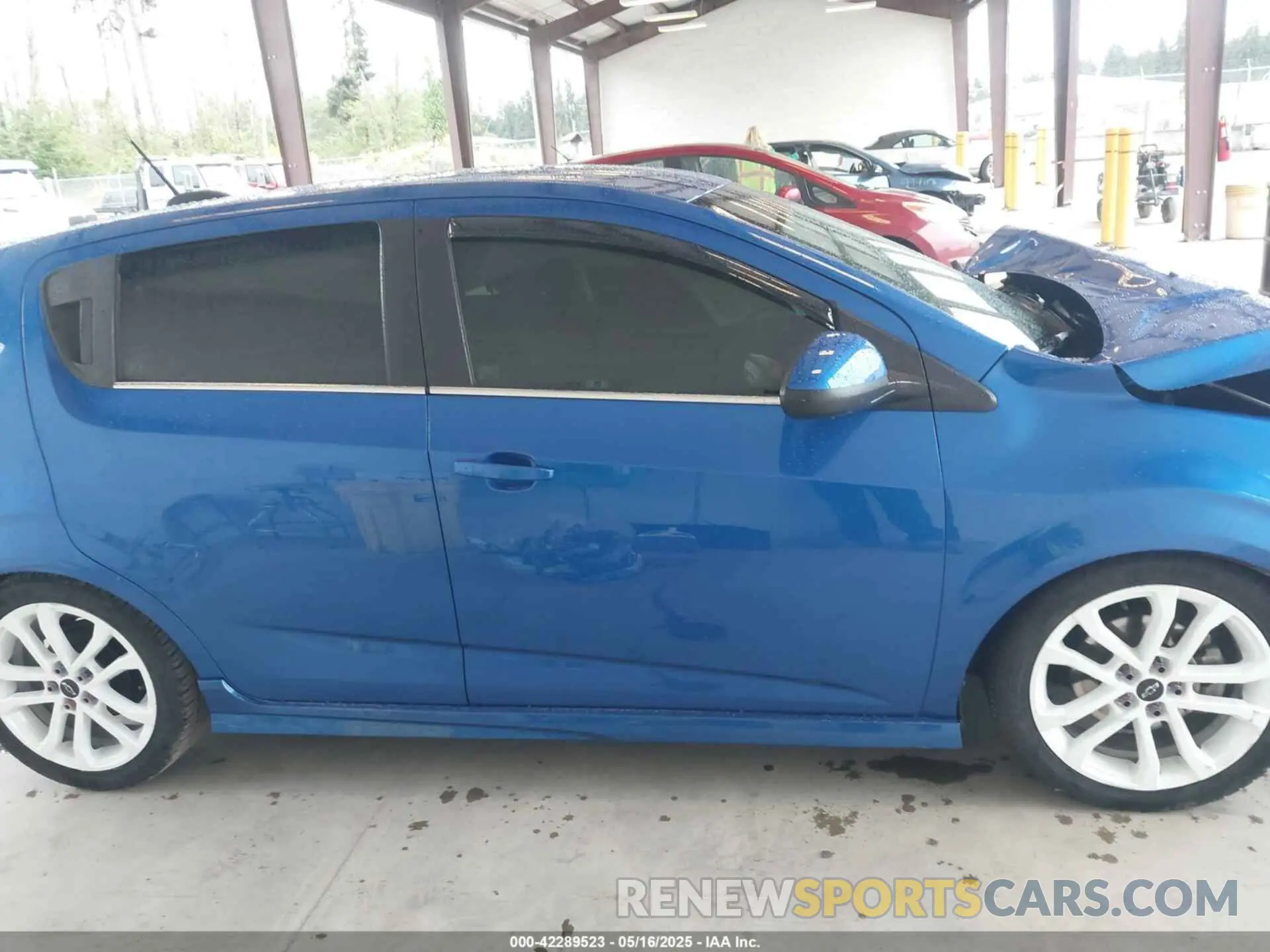 14 Photograph of a damaged car 1G1JD6SB8L4135761 CHEVROLET SONIC 2020