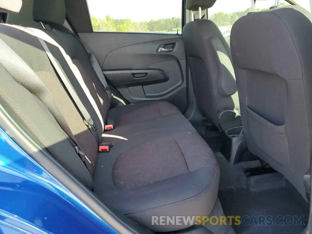 11 Photograph of a damaged car 1G1JD6SB9L4112487 CHEVROLET SONIC 2020