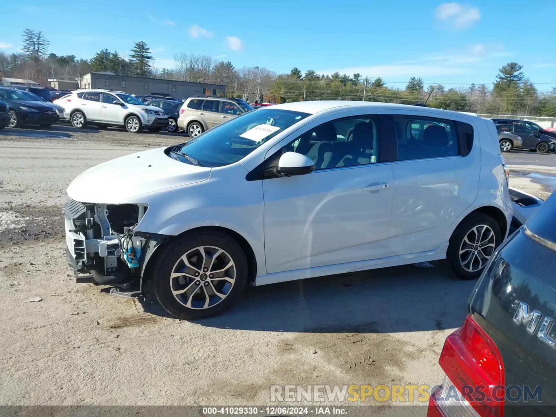 15 Photograph of a damaged car 1G1JD6SBXL4118671 CHEVROLET SONIC 2020