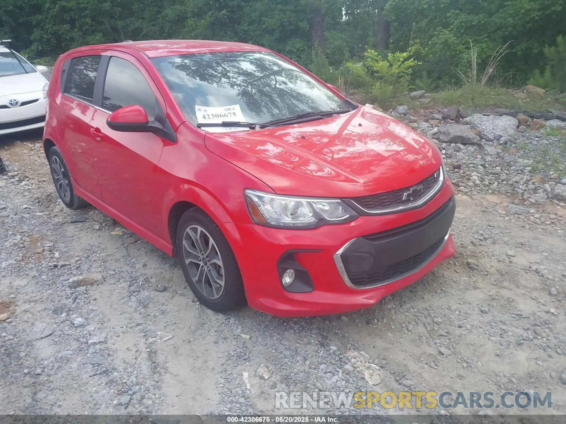 1 Photograph of a damaged car 1G1JD6SBXL4137057 CHEVROLET SONIC 2020