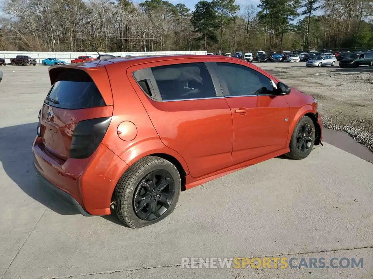 3 Photograph of a damaged car 1G1JD6SBXL4137625 CHEVROLET SONIC 2020