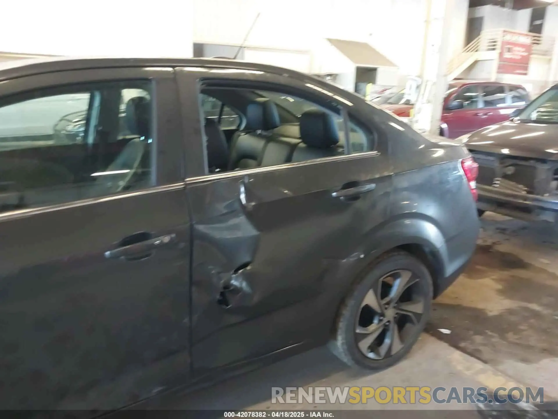 6 Photograph of a damaged car 1G1JF5SB3L4118984 CHEVROLET SONIC 2020