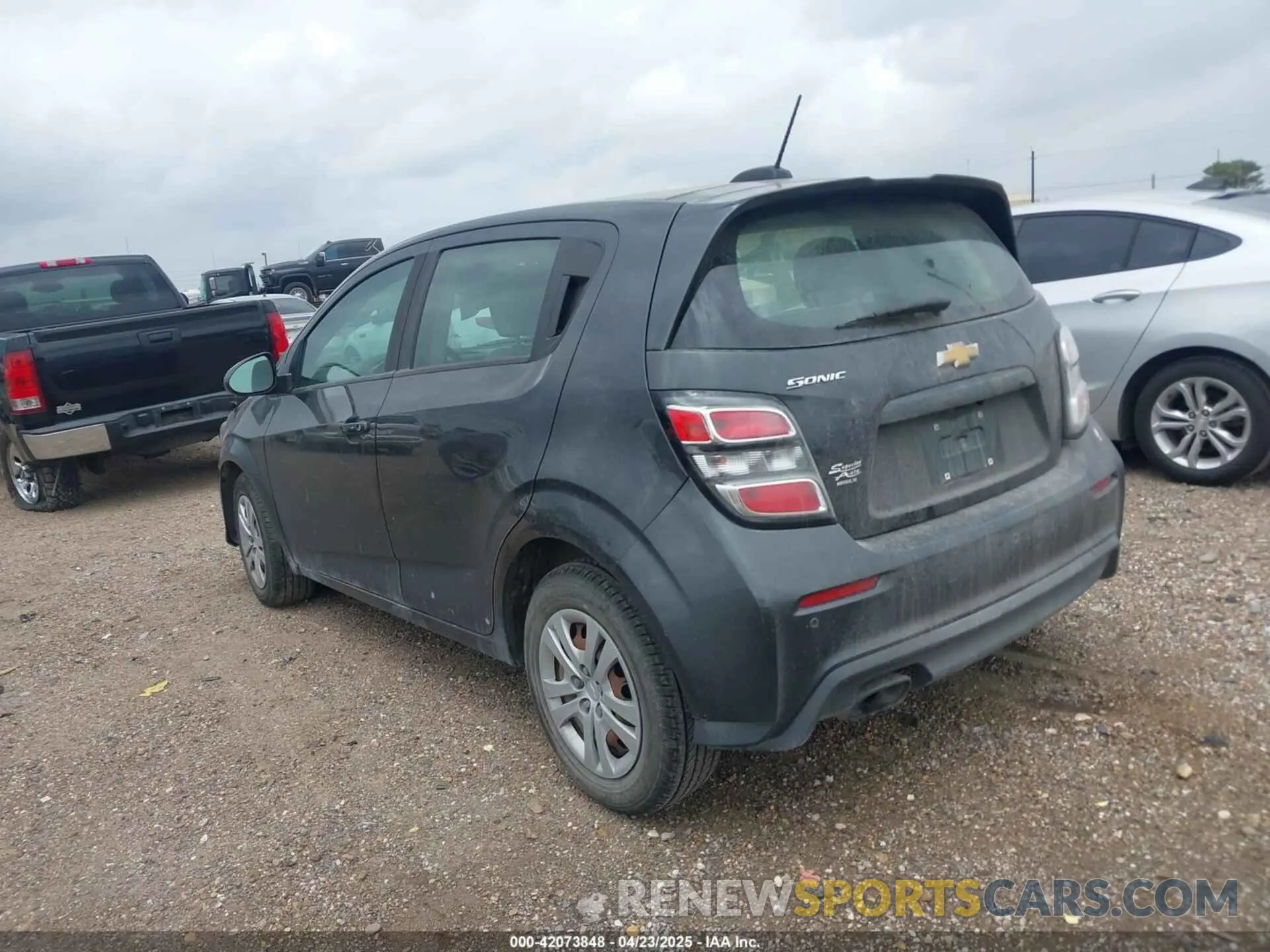 14 Photograph of a damaged car 1G1JG6SB3L4113450 CHEVROLET SONIC 2020
