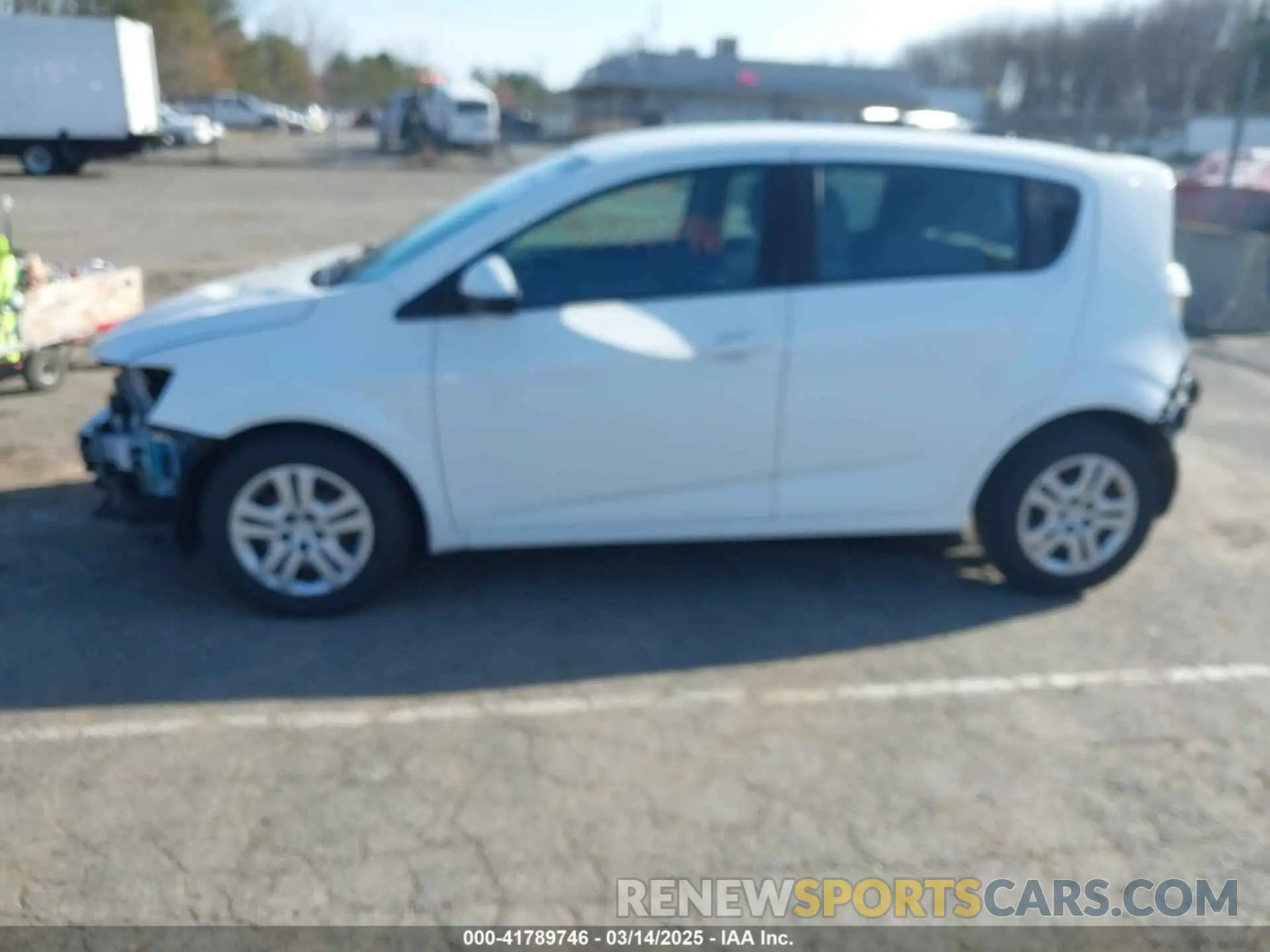 14 Photograph of a damaged car 1G1JG6SB8L4109586 CHEVROLET SONIC 2020
