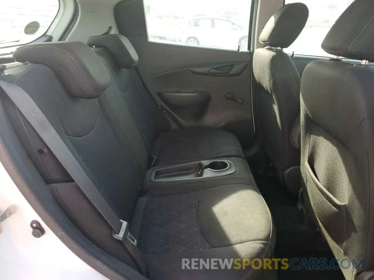 10 Photograph of a damaged car KL8CA6SA5KC704367 CHEVROLET SPARK 2019