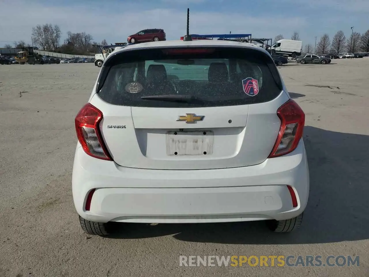 6 Photograph of a damaged car KL8CA6SA5KC704367 CHEVROLET SPARK 2019