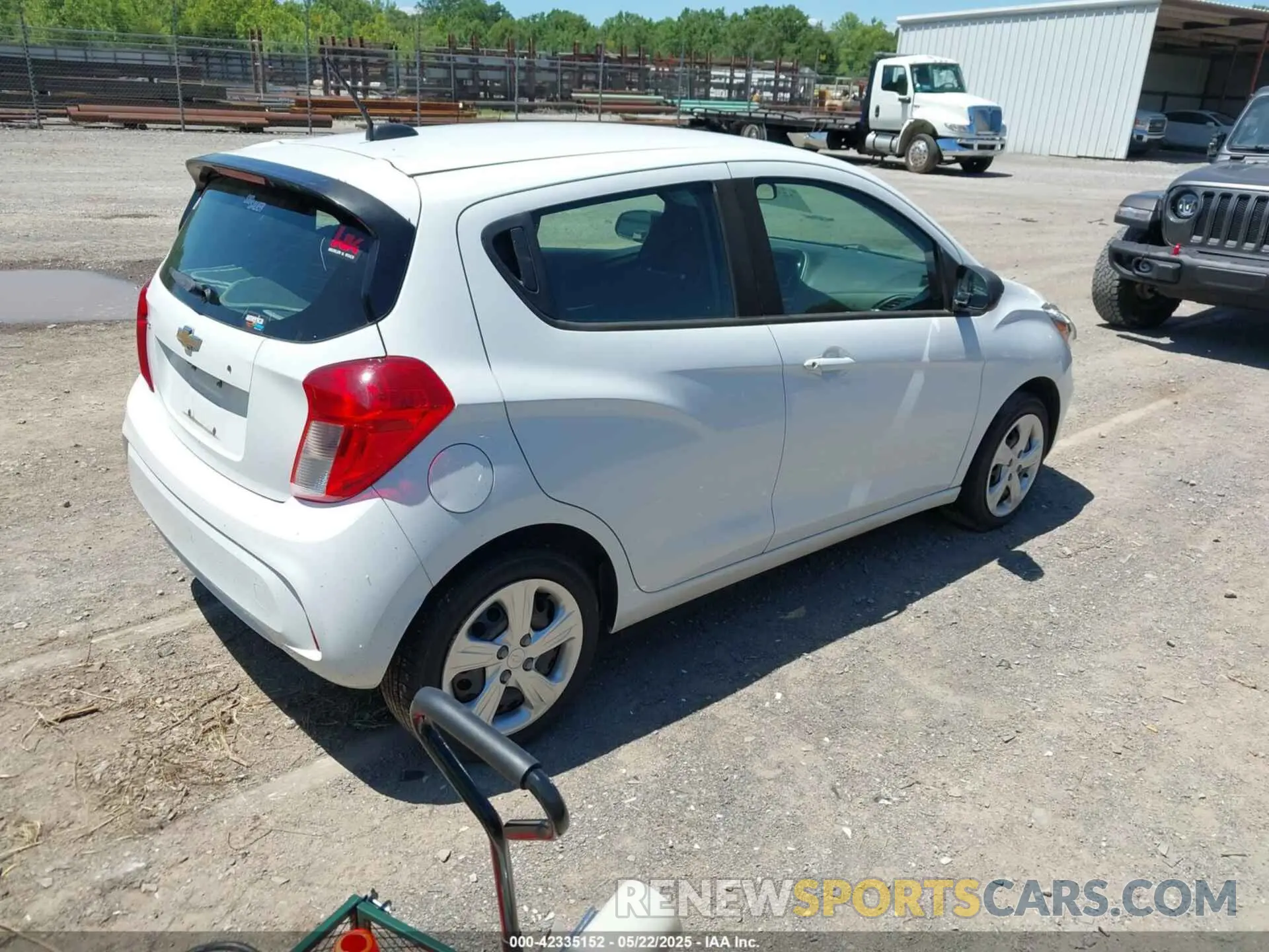 4 Photograph of a damaged car KL8CA6SA7KC725656 CHEVROLET SPARK 2019