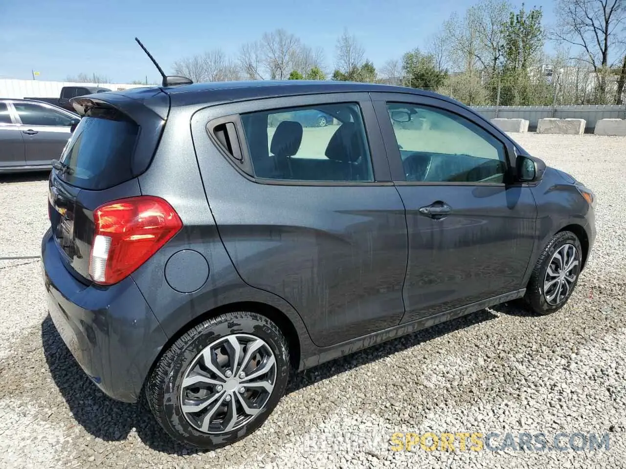 3 Photograph of a damaged car KL8CA6SA8KC815172 CHEVROLET SPARK 2019