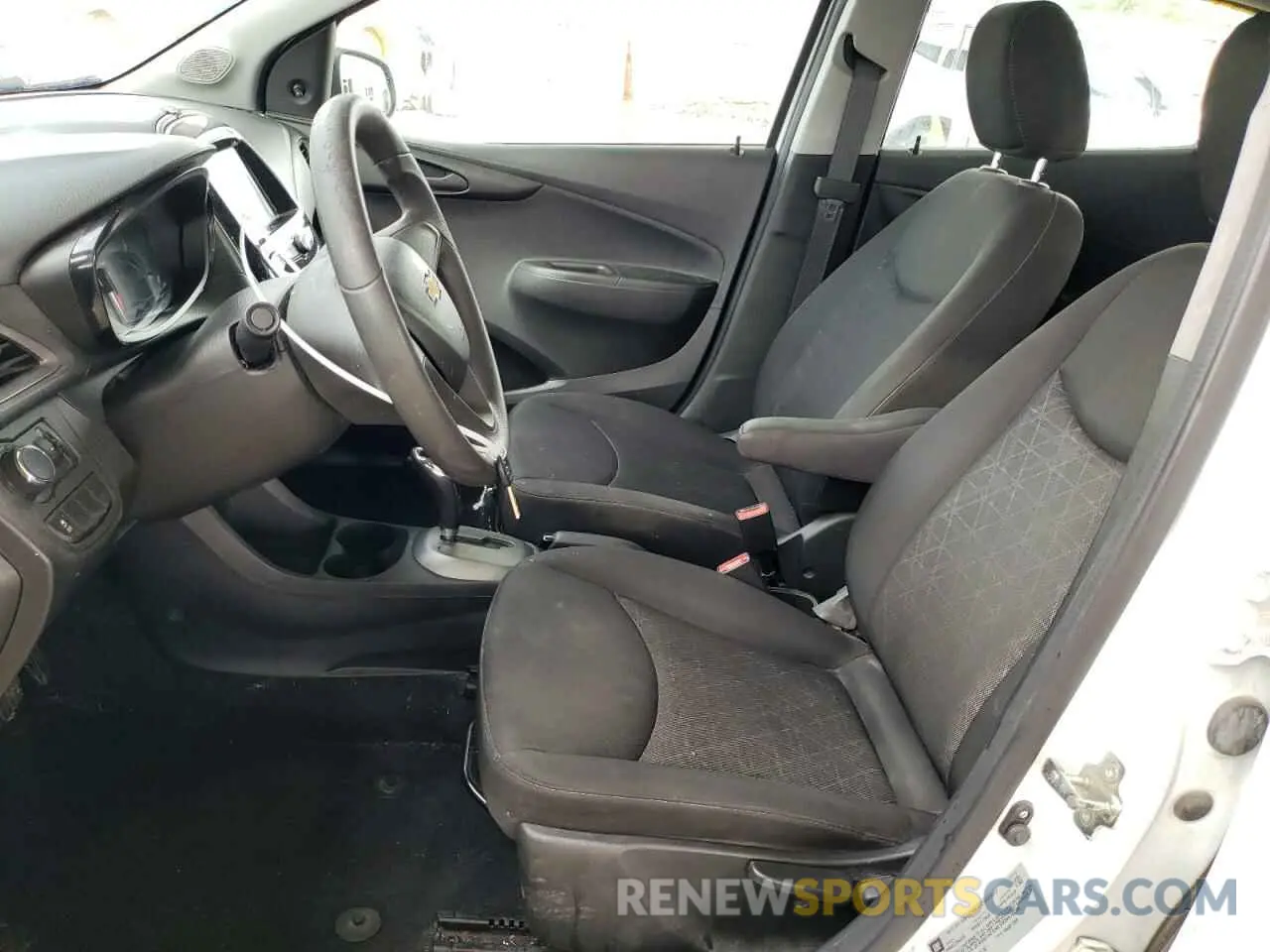 7 Photograph of a damaged car KL8CB6SA0KC719078 CHEVROLET SPARK 2019
