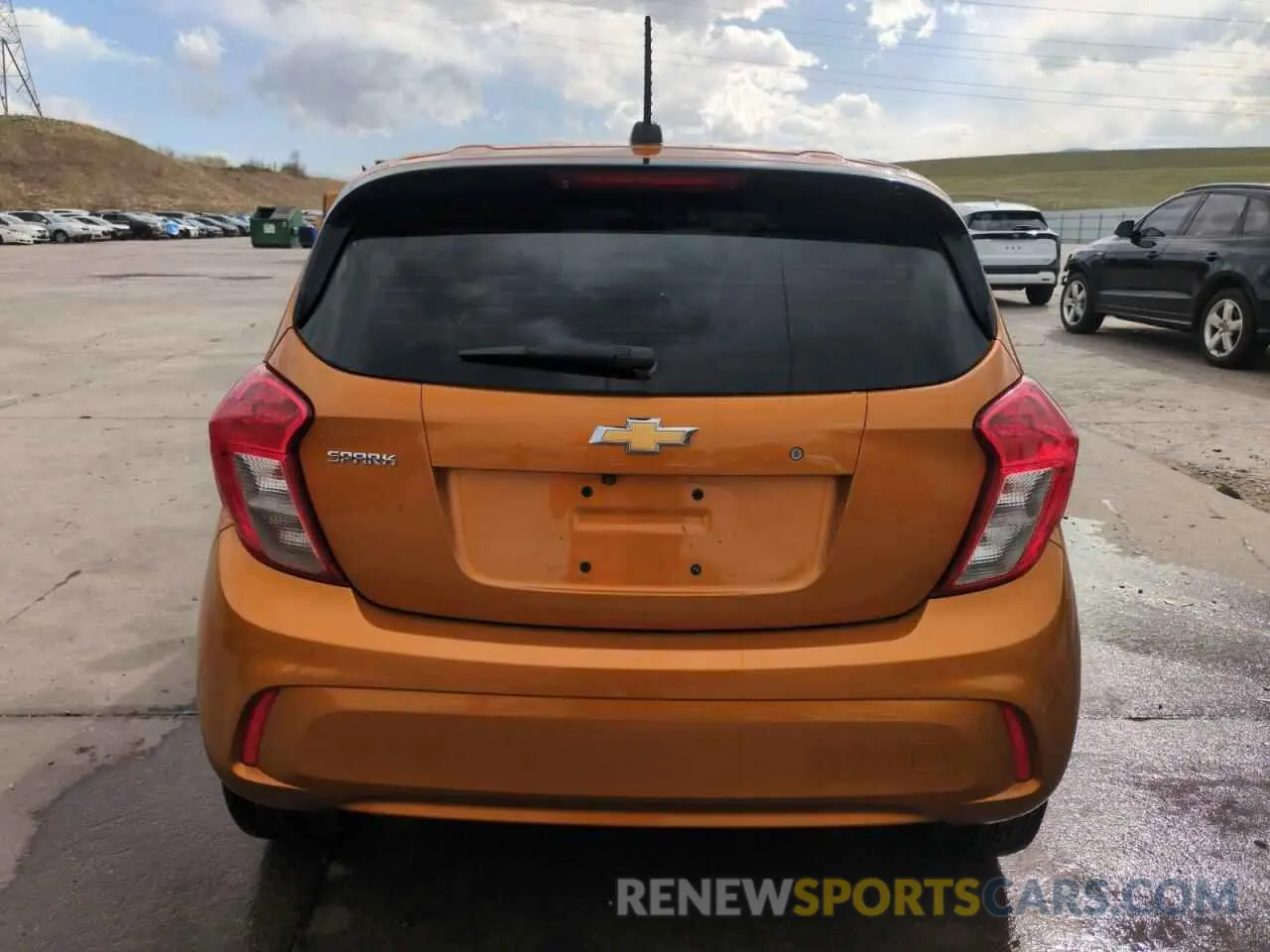 6 Photograph of a damaged car KL8CB6SA0KC765235 CHEVROLET SPARK 2019