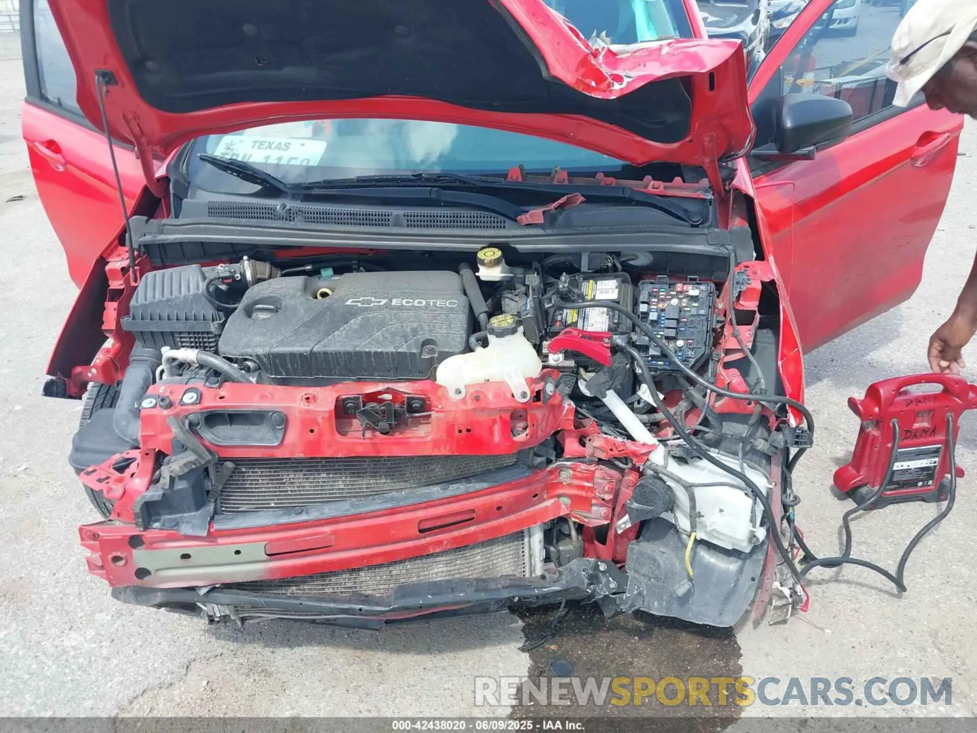 10 Photograph of a damaged car KL8CB6SA1KC718117 CHEVROLET SPARK 2019