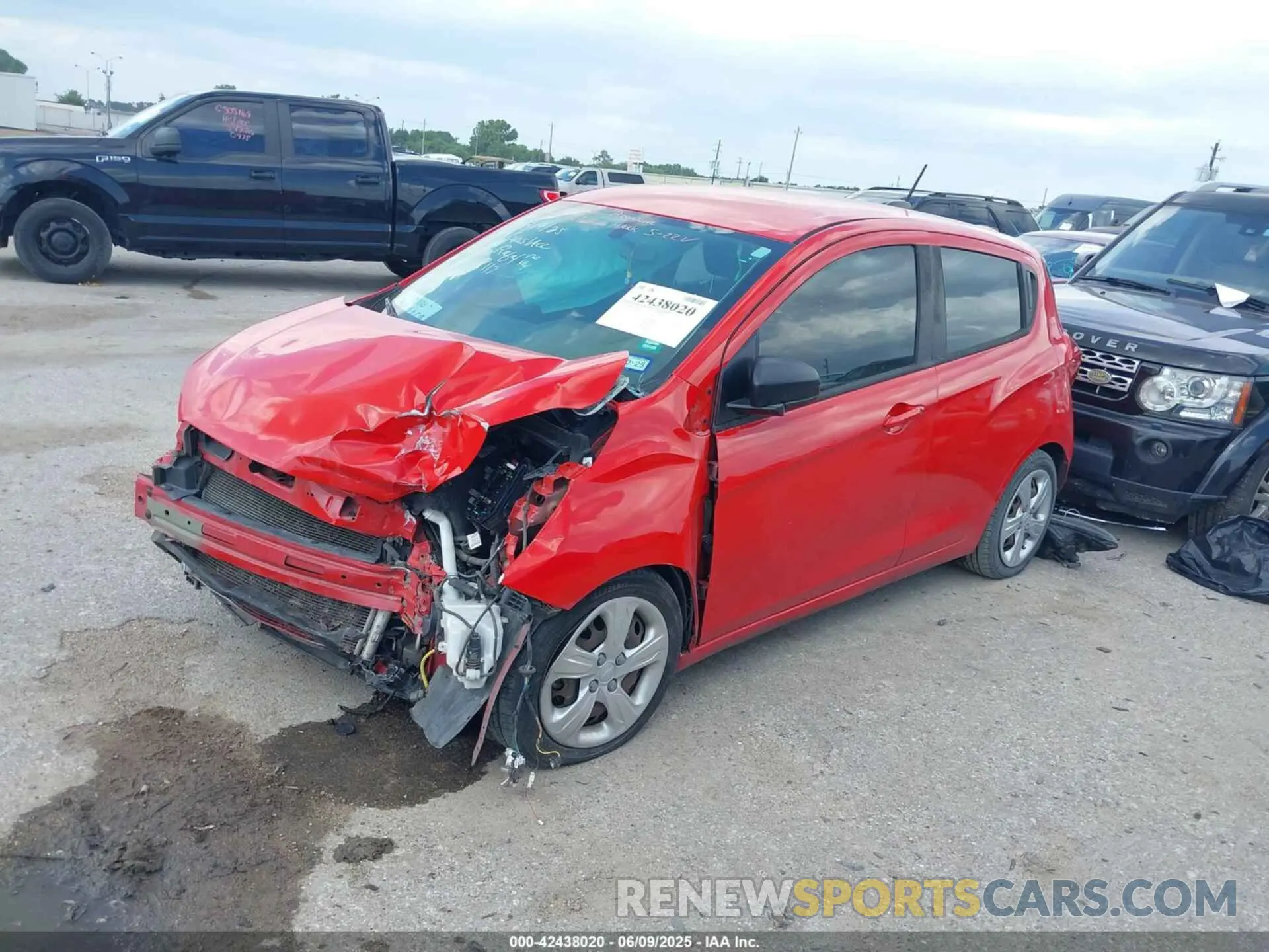 2 Photograph of a damaged car KL8CB6SA1KC718117 CHEVROLET SPARK 2019