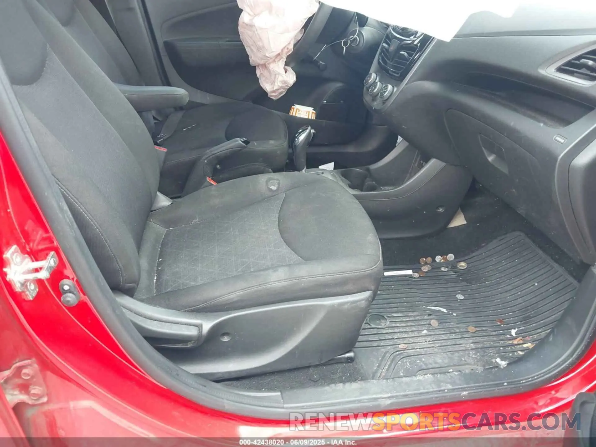 5 Photograph of a damaged car KL8CB6SA1KC718117 CHEVROLET SPARK 2019
