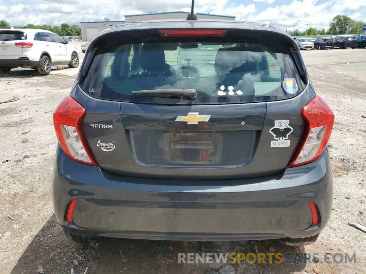 6 Photograph of a damaged car KL8CB6SA1KC724984 CHEVROLET SPARK 2019