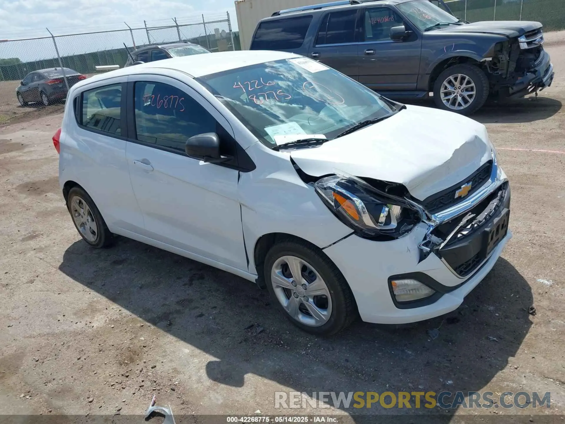 1 Photograph of a damaged car KL8CB6SA1KC751747 CHEVROLET SPARK 2019